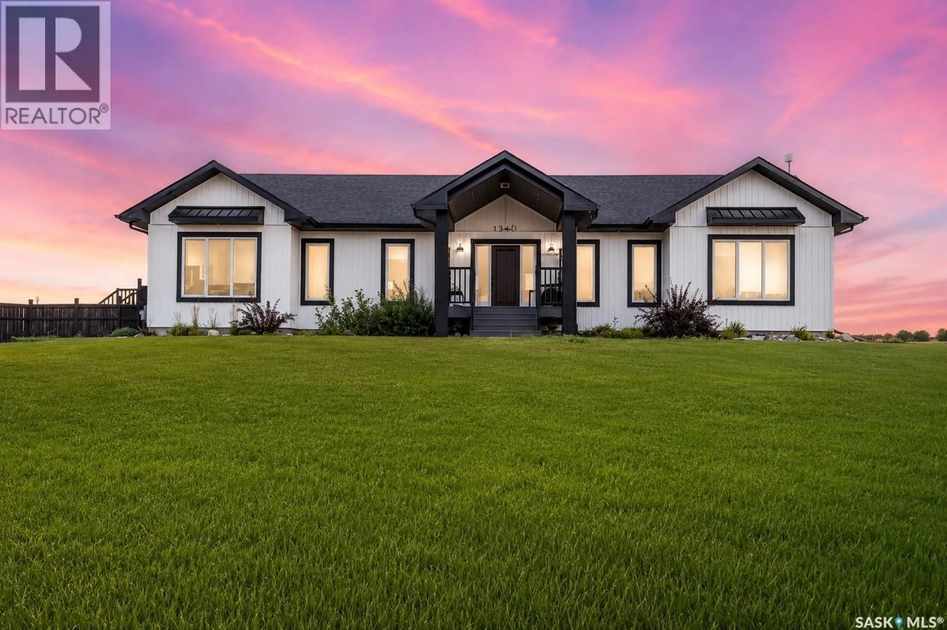 Home with vinyl exterior material, unknown for 33 DEERFOOT TRAIL, Longlaketon Rm No. 219 Saskatchewan S0G0W0