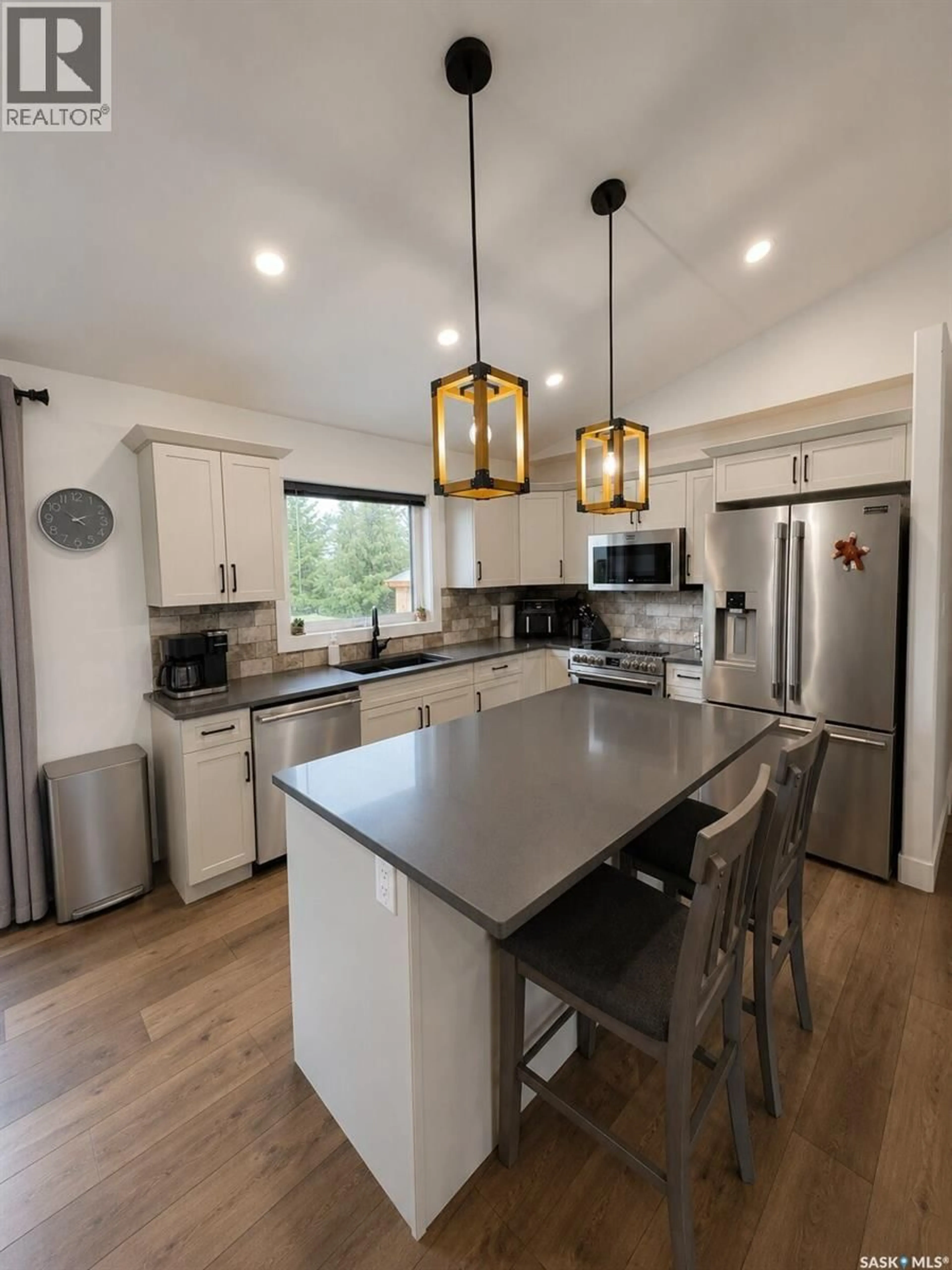 Open concept kitchen, unknown for 218 KESTREL COURT, Rosthern Saskatchewan S0K3R0
