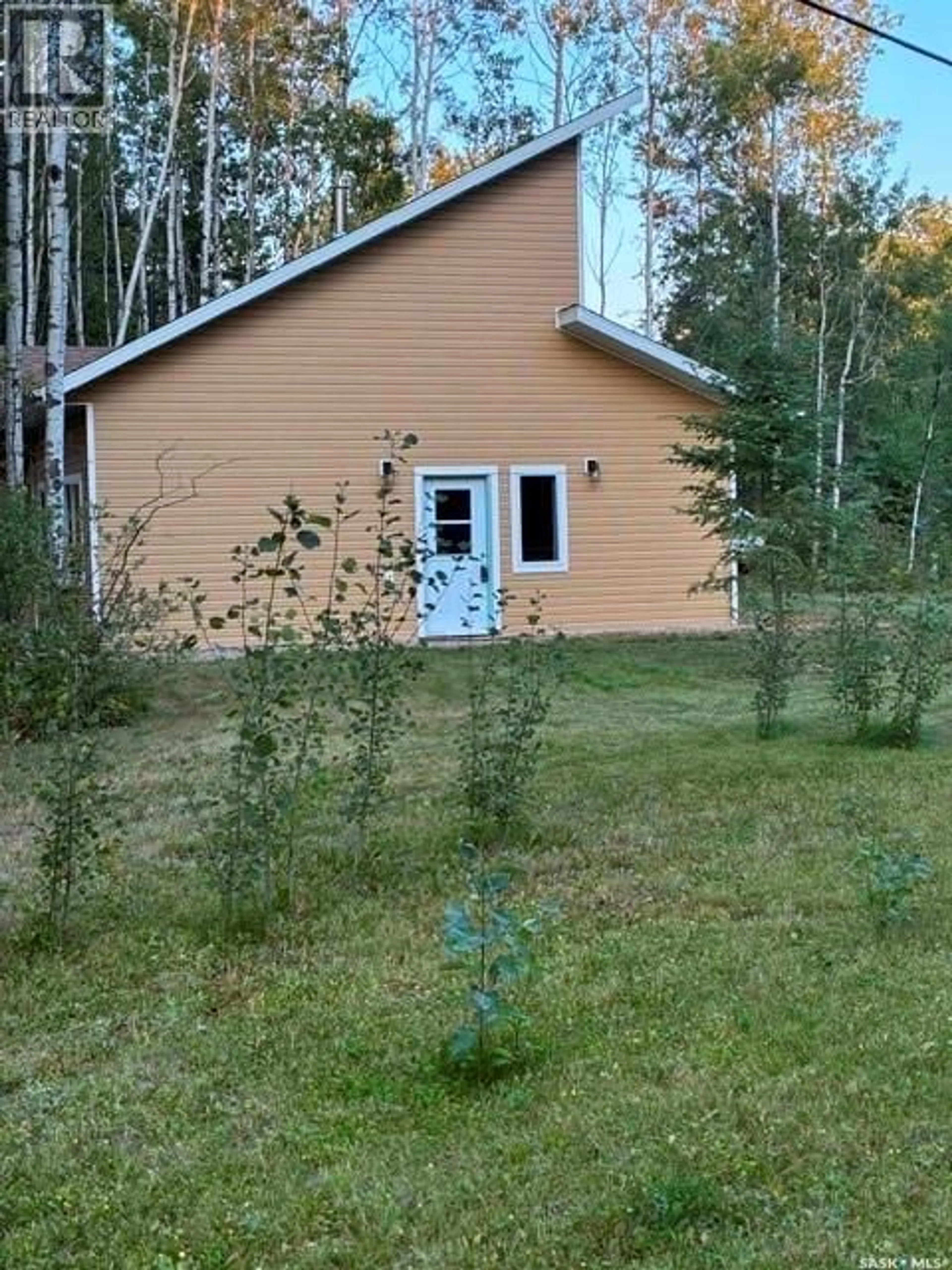 Shed for 1 MAY BAY, Delaronde Lake Saskatchewan S0J0E0
