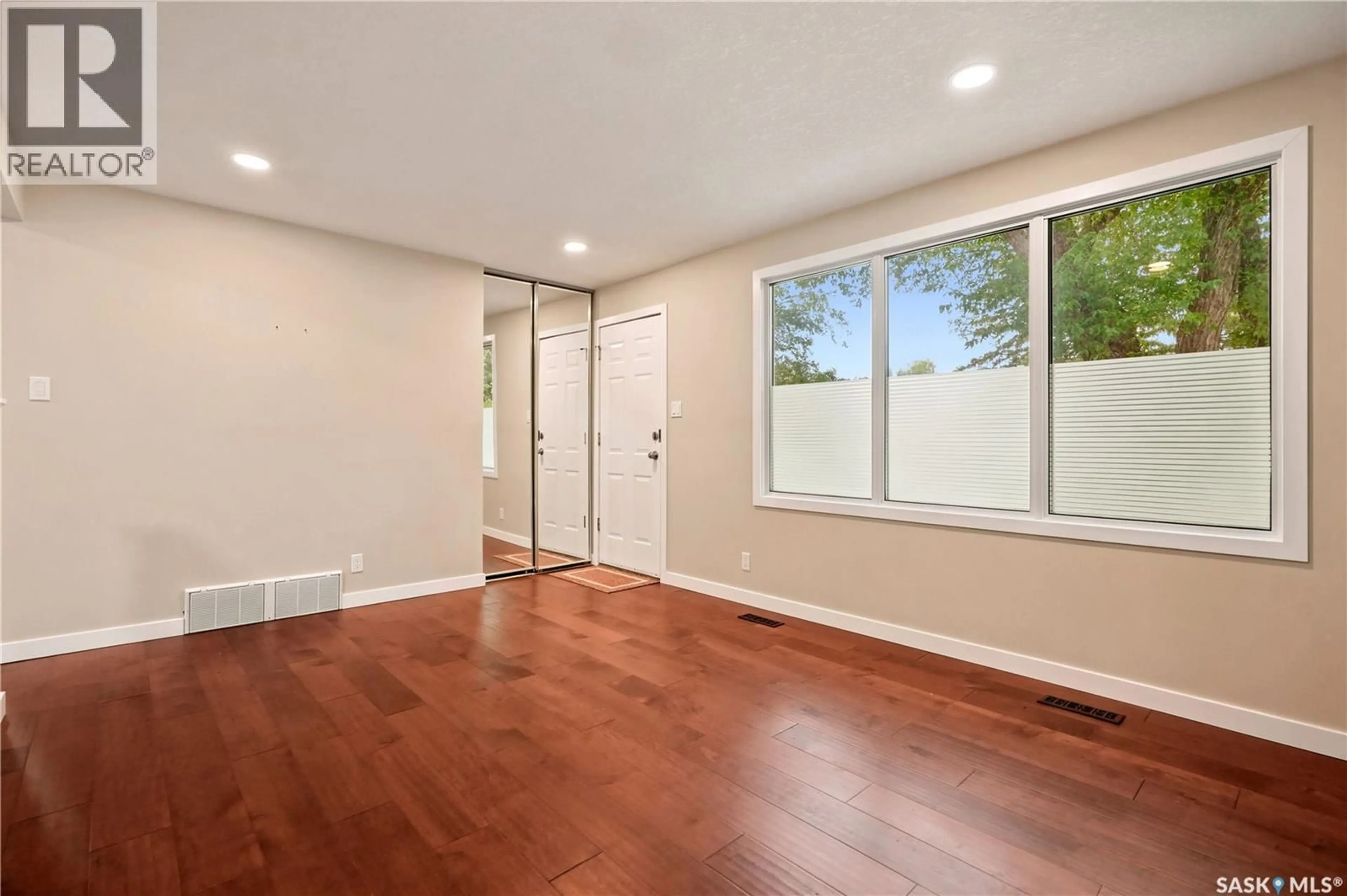 A pic of a room for 110 MCCANNEL STREET, Regina Saskatchewan S4R3V1