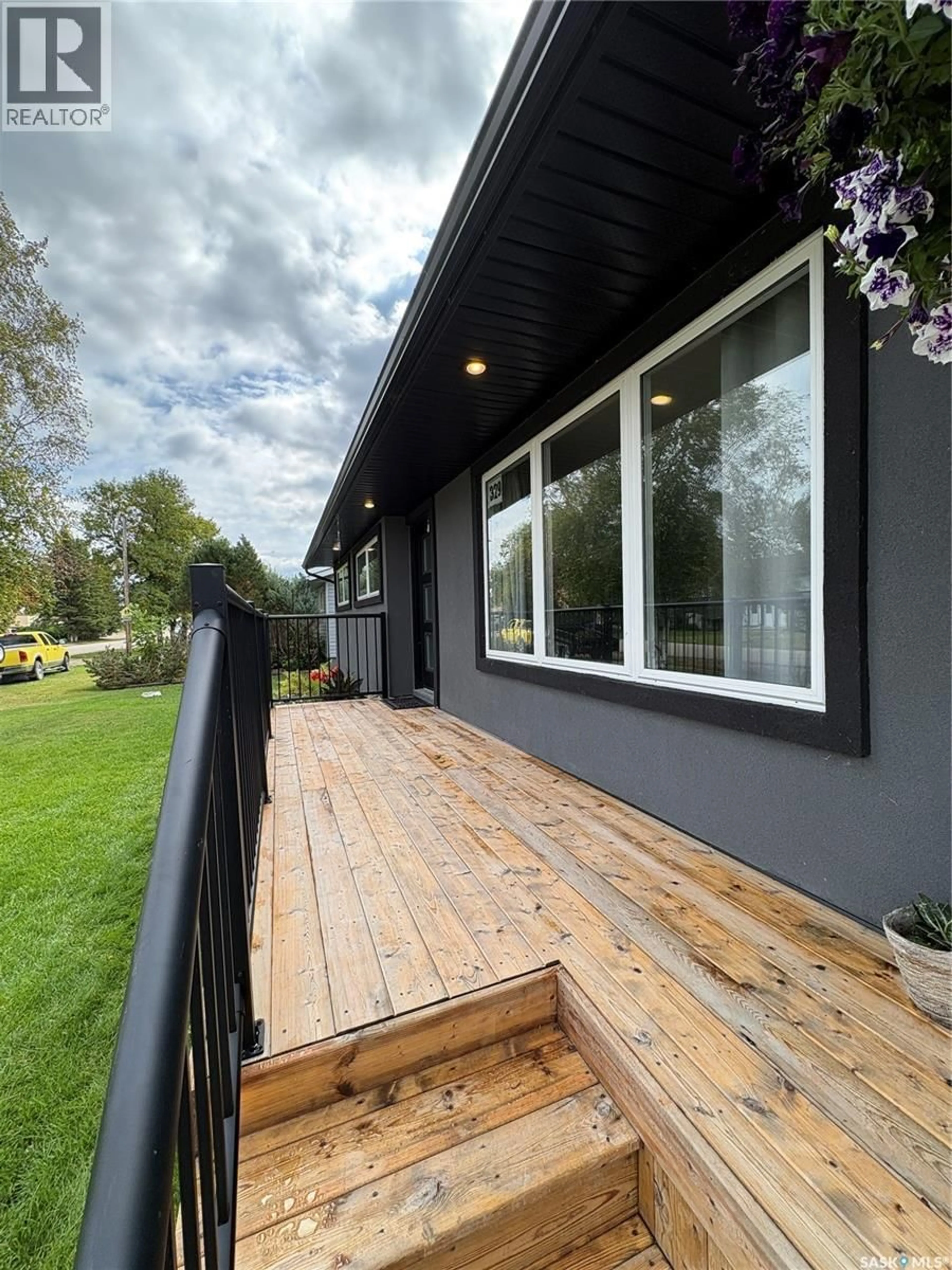 Home with vinyl exterior material, unknown for 329 PROTHERO AVENUE, Churchbridge Saskatchewan S0A0M0