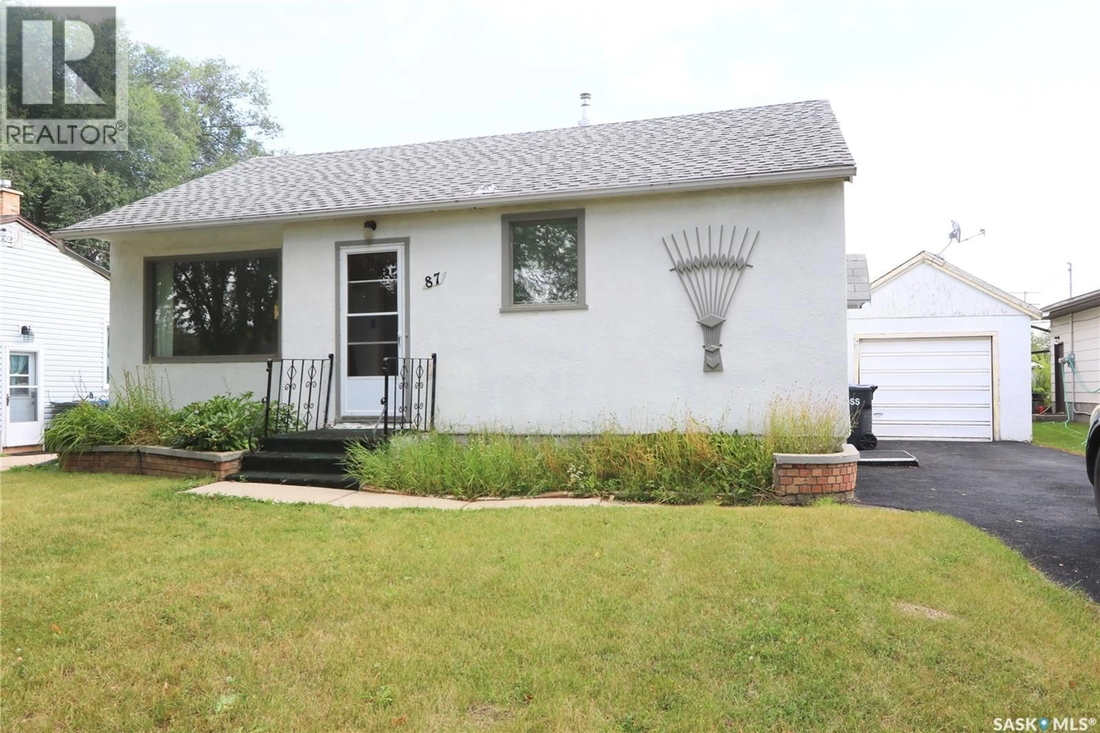 Home with vinyl exterior material, street for 87 JAMES AVENUE, Yorkton Saskatchewan S3N2C3