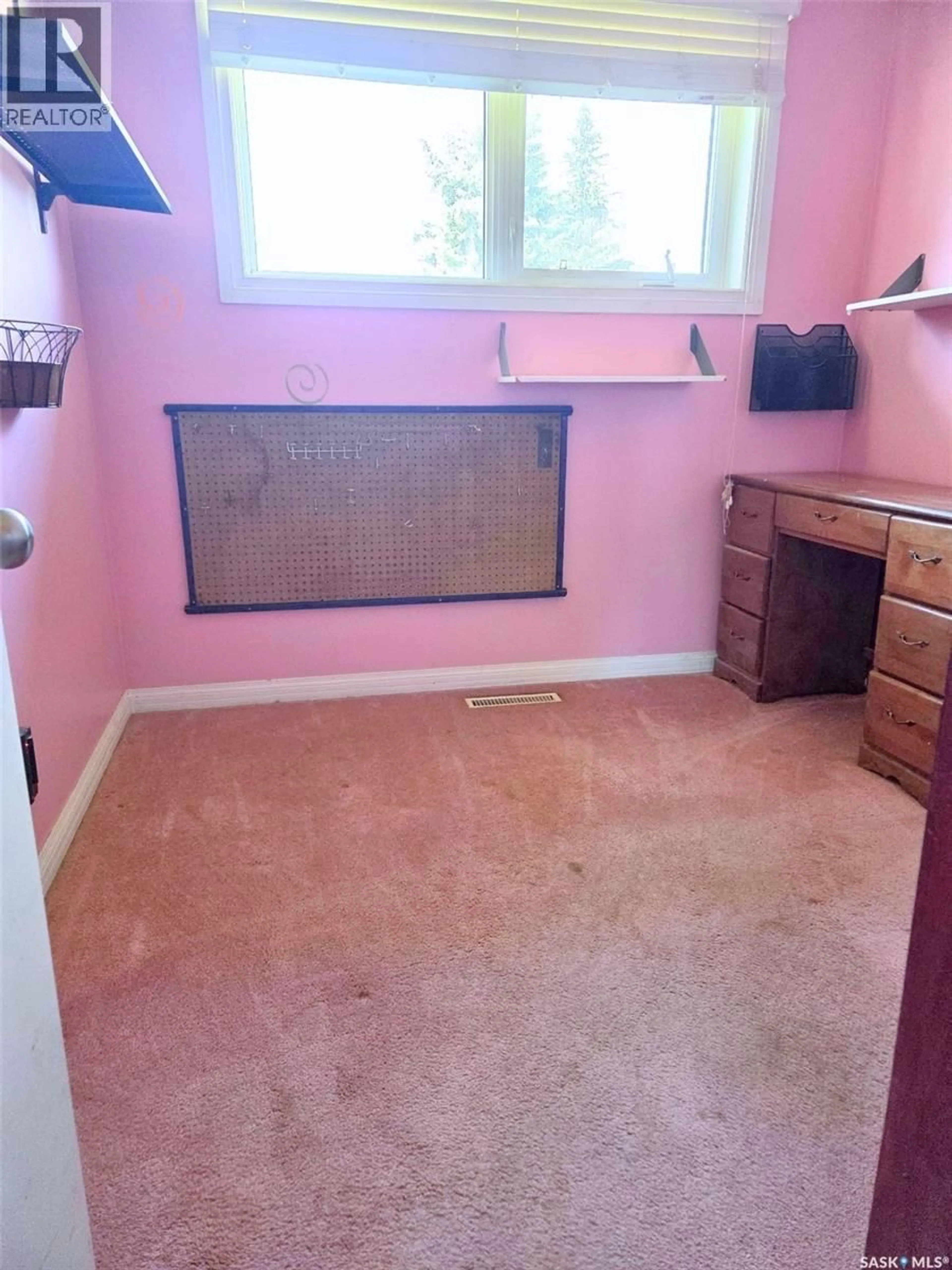 A pic of a room for 73 CANWOOD CRESCENT, Yorkton Saskatchewan S3N2T8