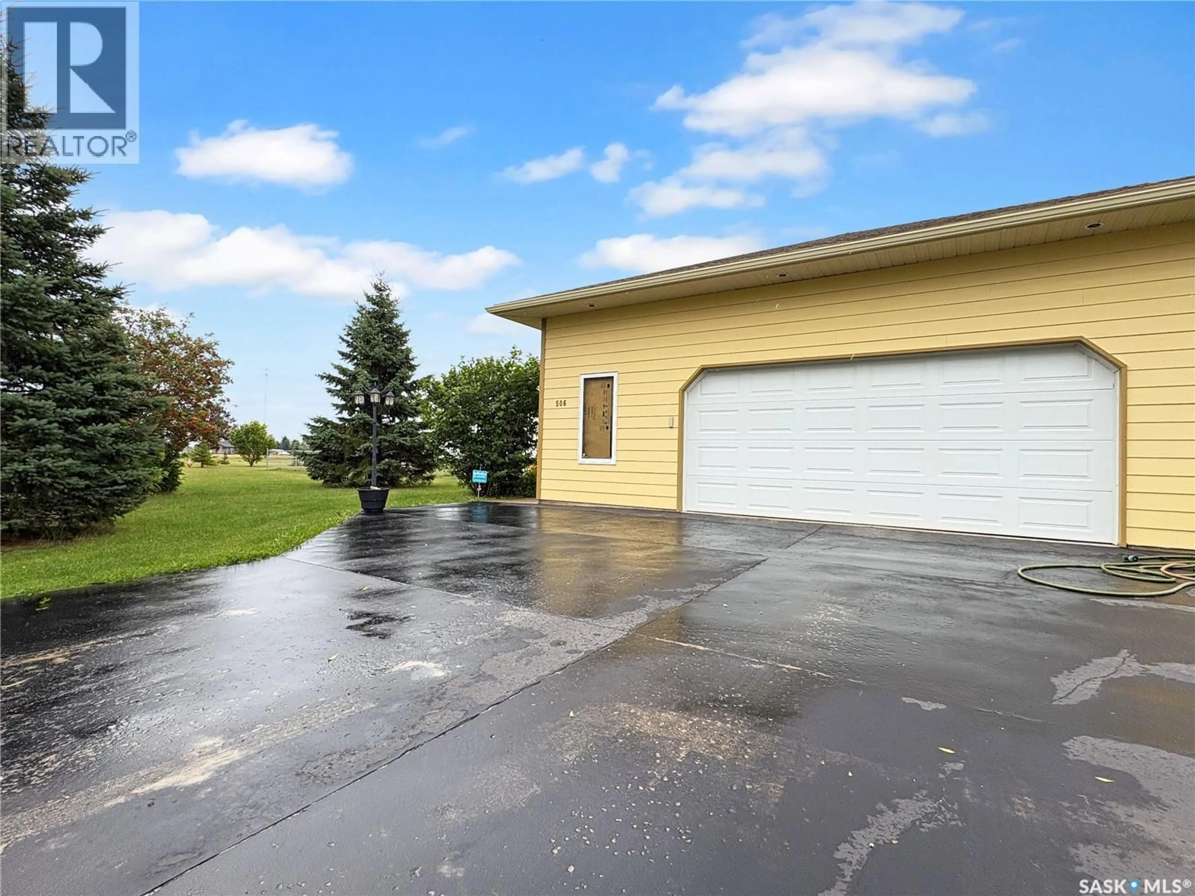 Indoor garage for 506 2ND AVENUE PLACE, Radisson Saskatchewan S0K3L0