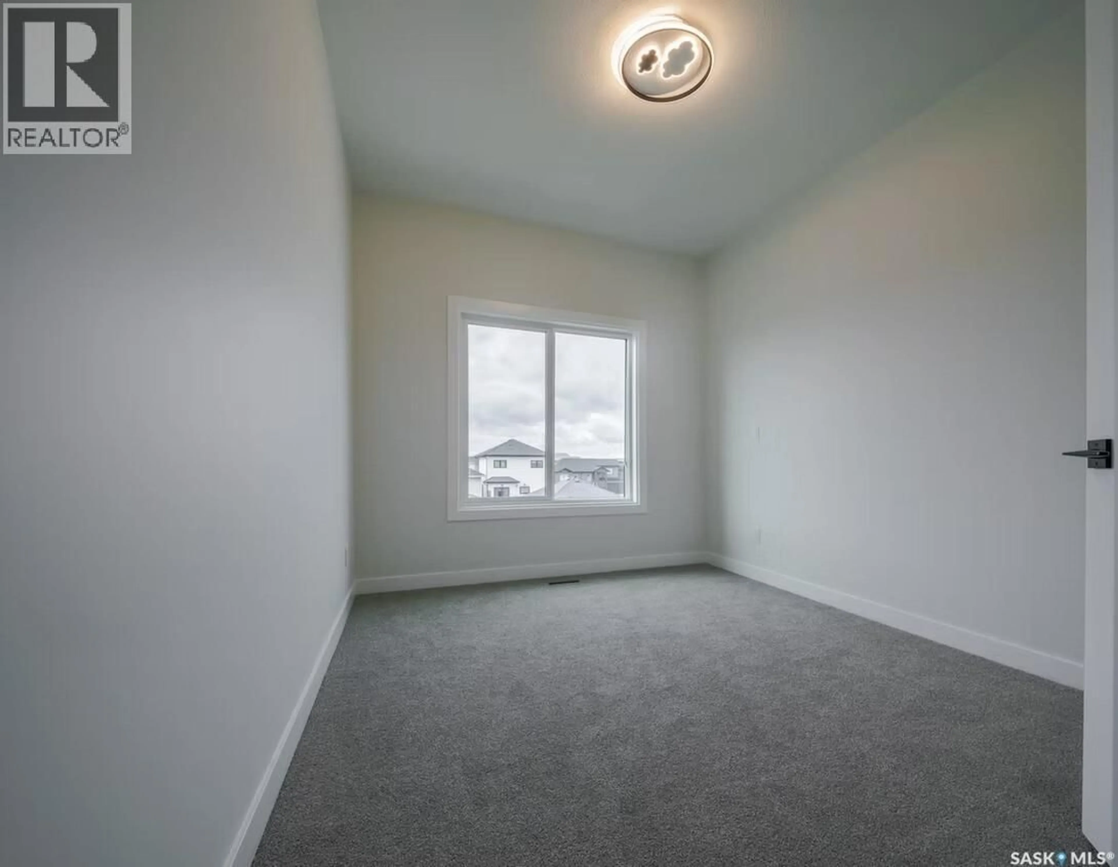 A pic of a room for 223 FEHEREGYHAZI BOULEVARD, Saskatoon Saskatchewan S7W0C2