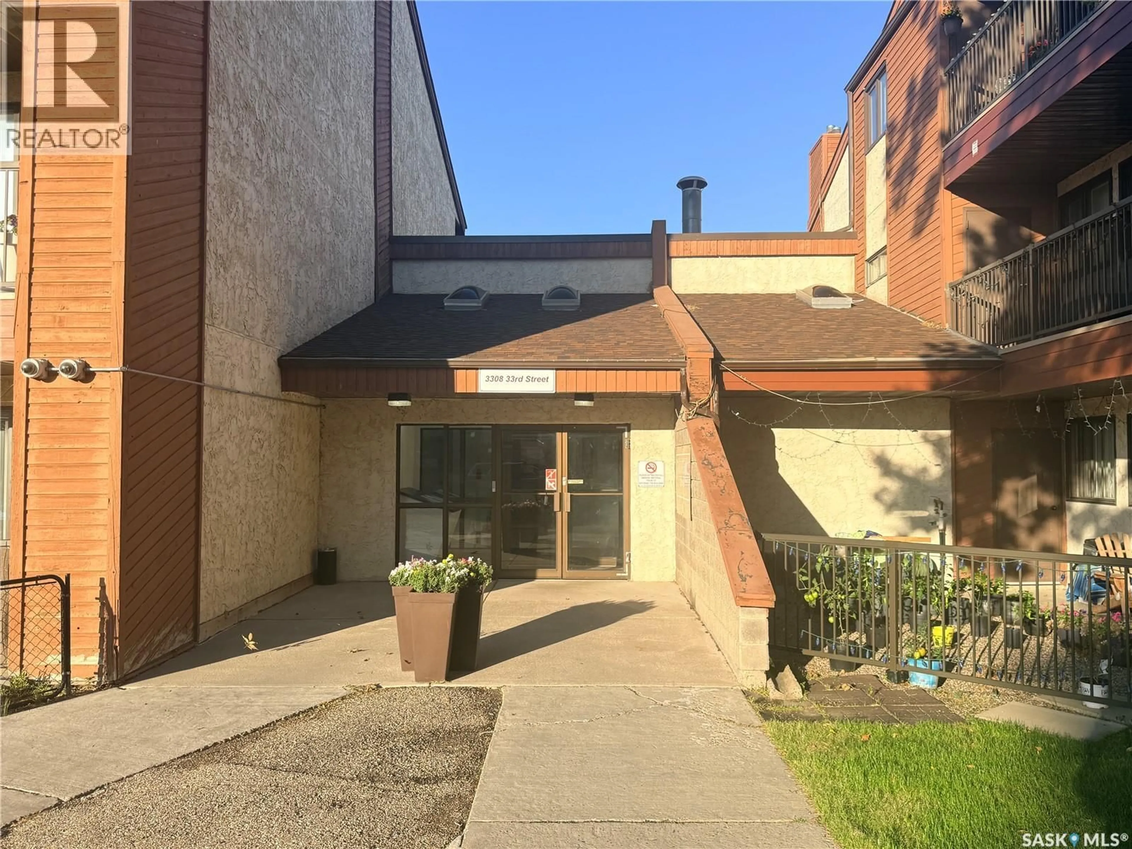 Unknown for 112 - 3308 33RD STREET, Saskatoon Saskatchewan S7L6S5