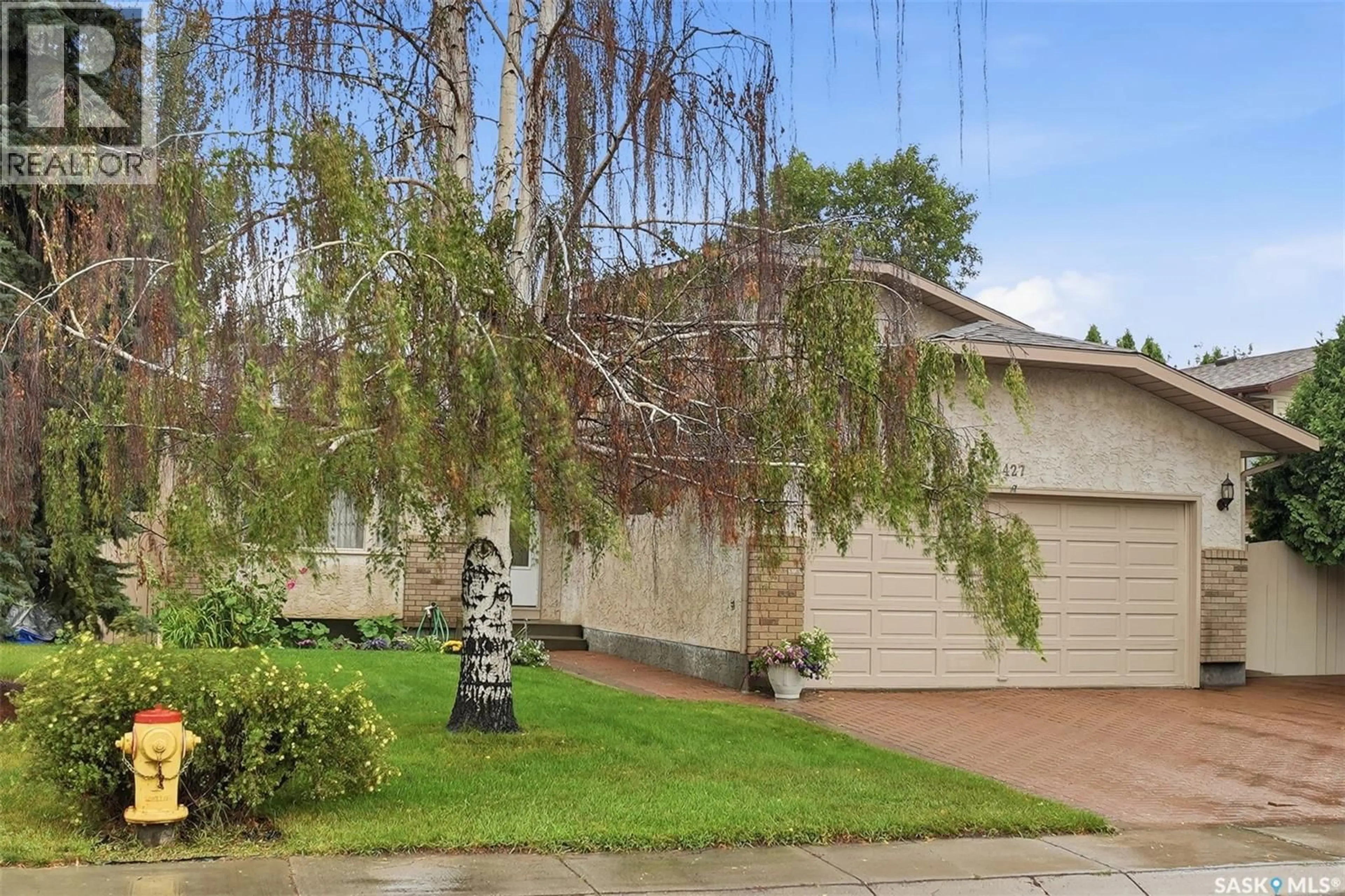 Unknown for 427 BRONSON CRESCENT, Saskatoon Saskatchewan S7J5E4
