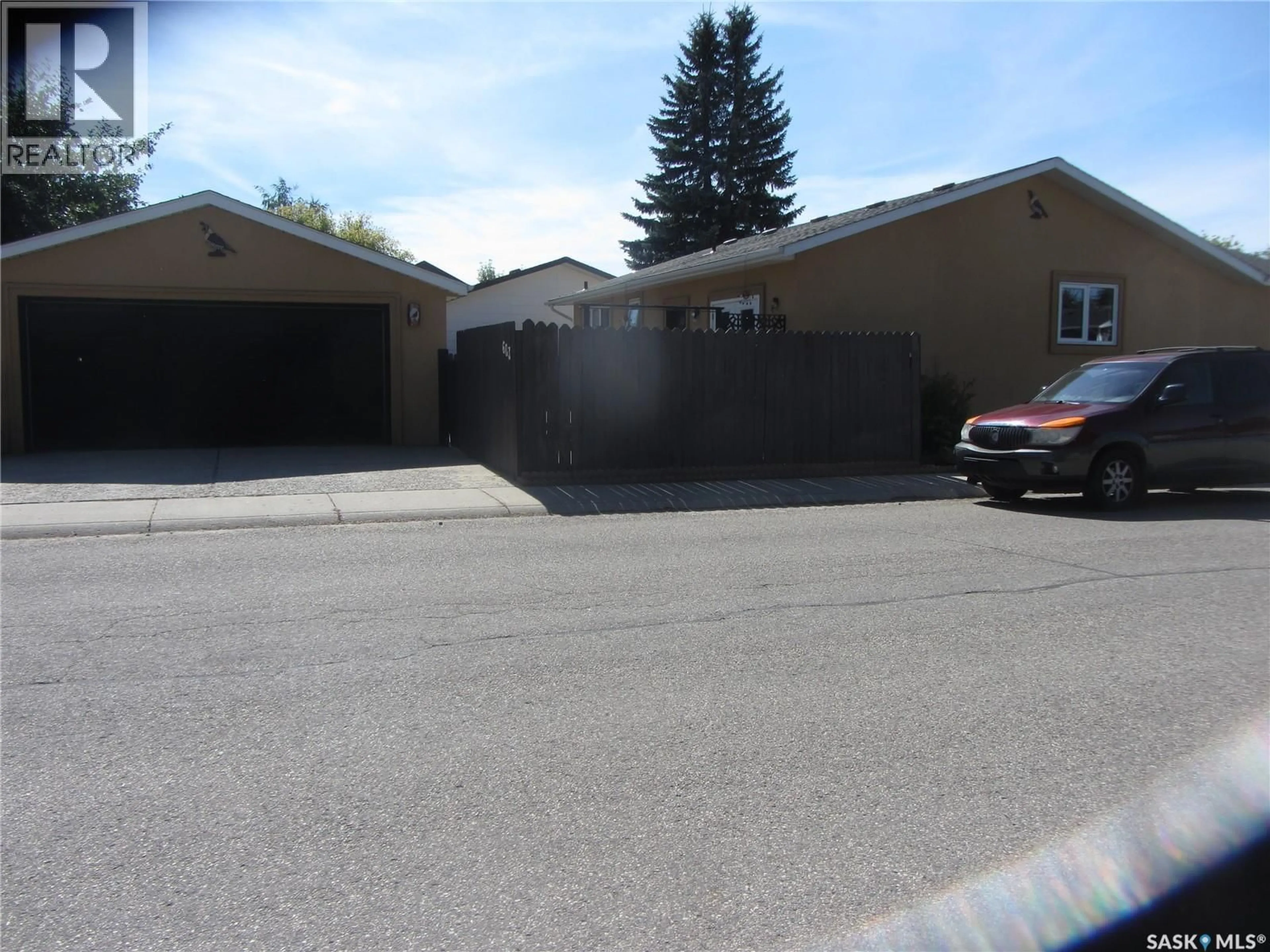 Unknown for 603 CHRISTOPHER WAY, Saskatoon Saskatchewan S7J3S3