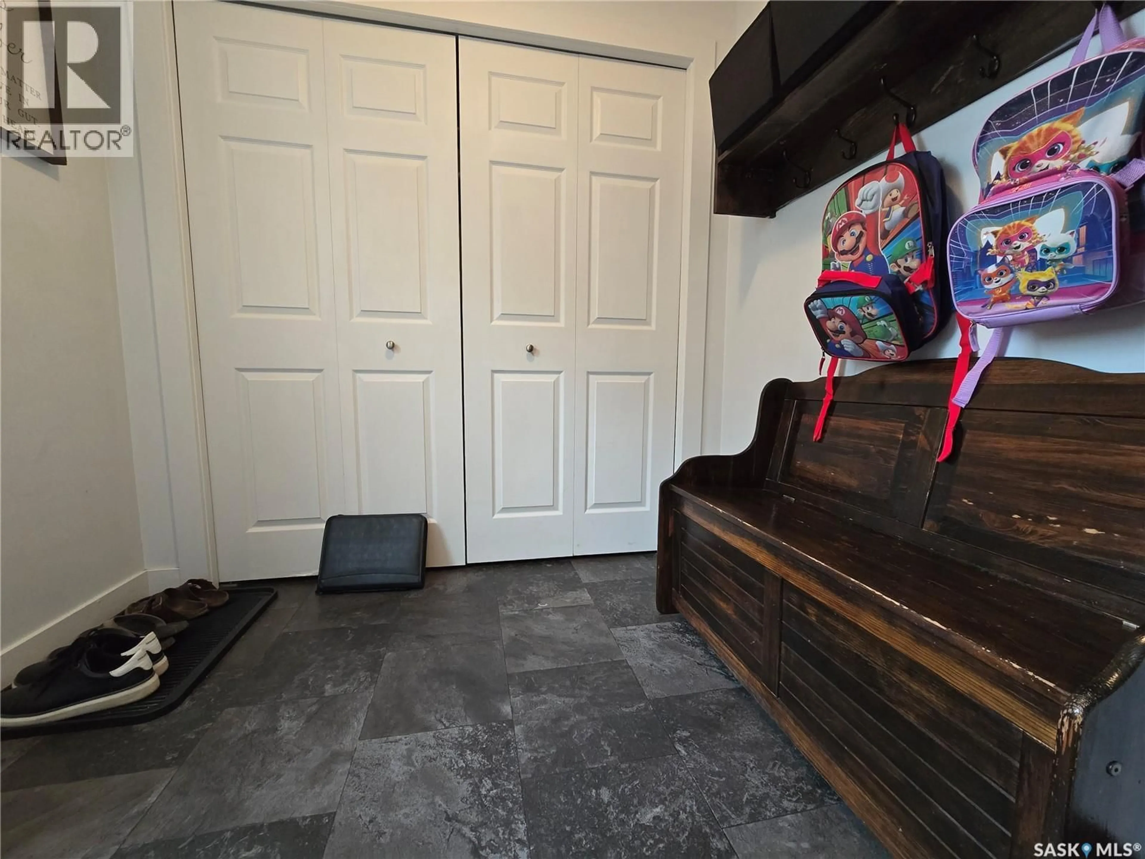 A pic of a room for 1205 DOUGLAS ROAD, Weyburn Saskatchewan S4H2P9