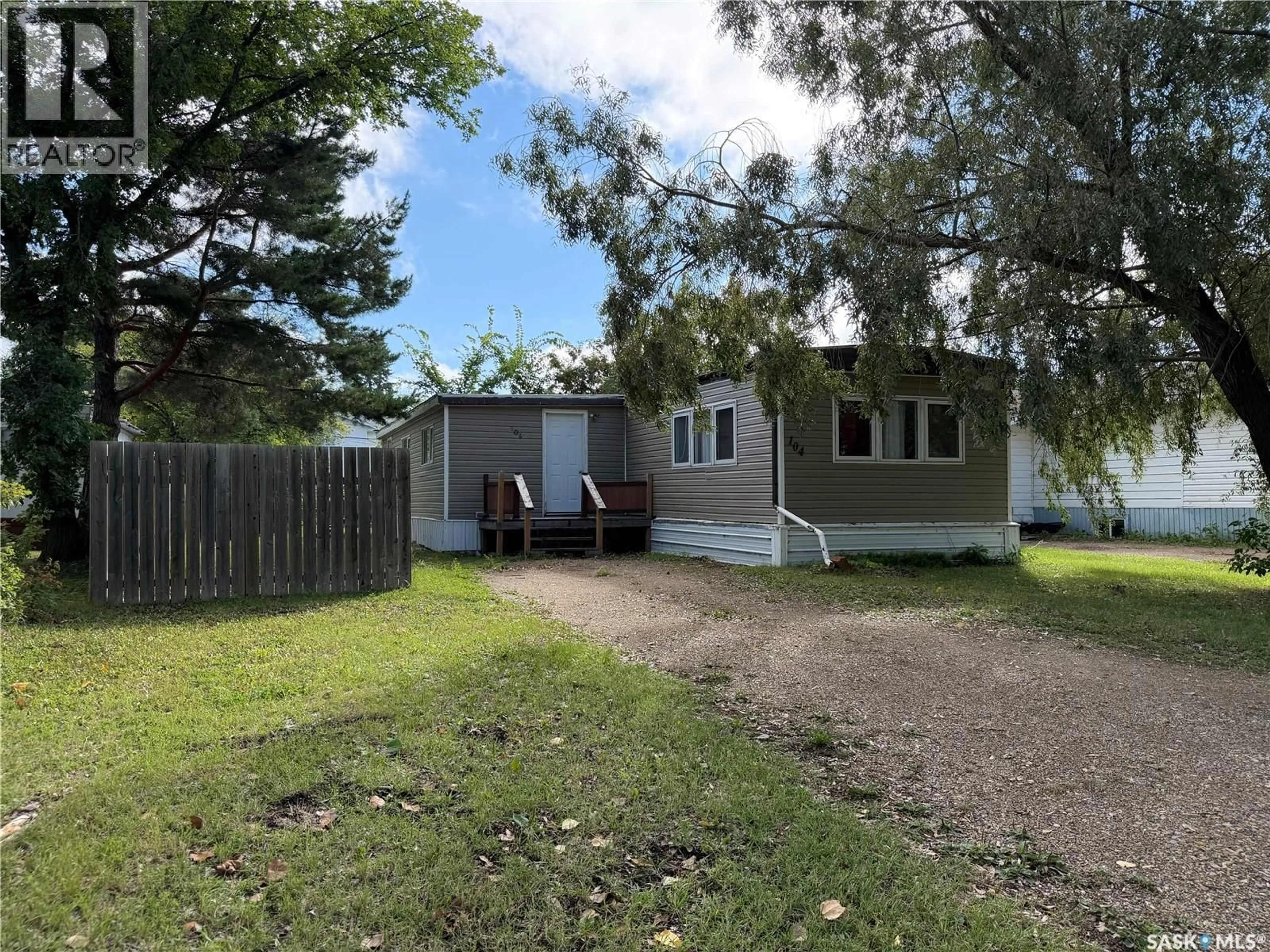 A pic from outside/outdoor area/front of a property/back of a property/a pic from drone, street for 104 4TH AVENUE, Melfort Saskatchewan S0E1A0
