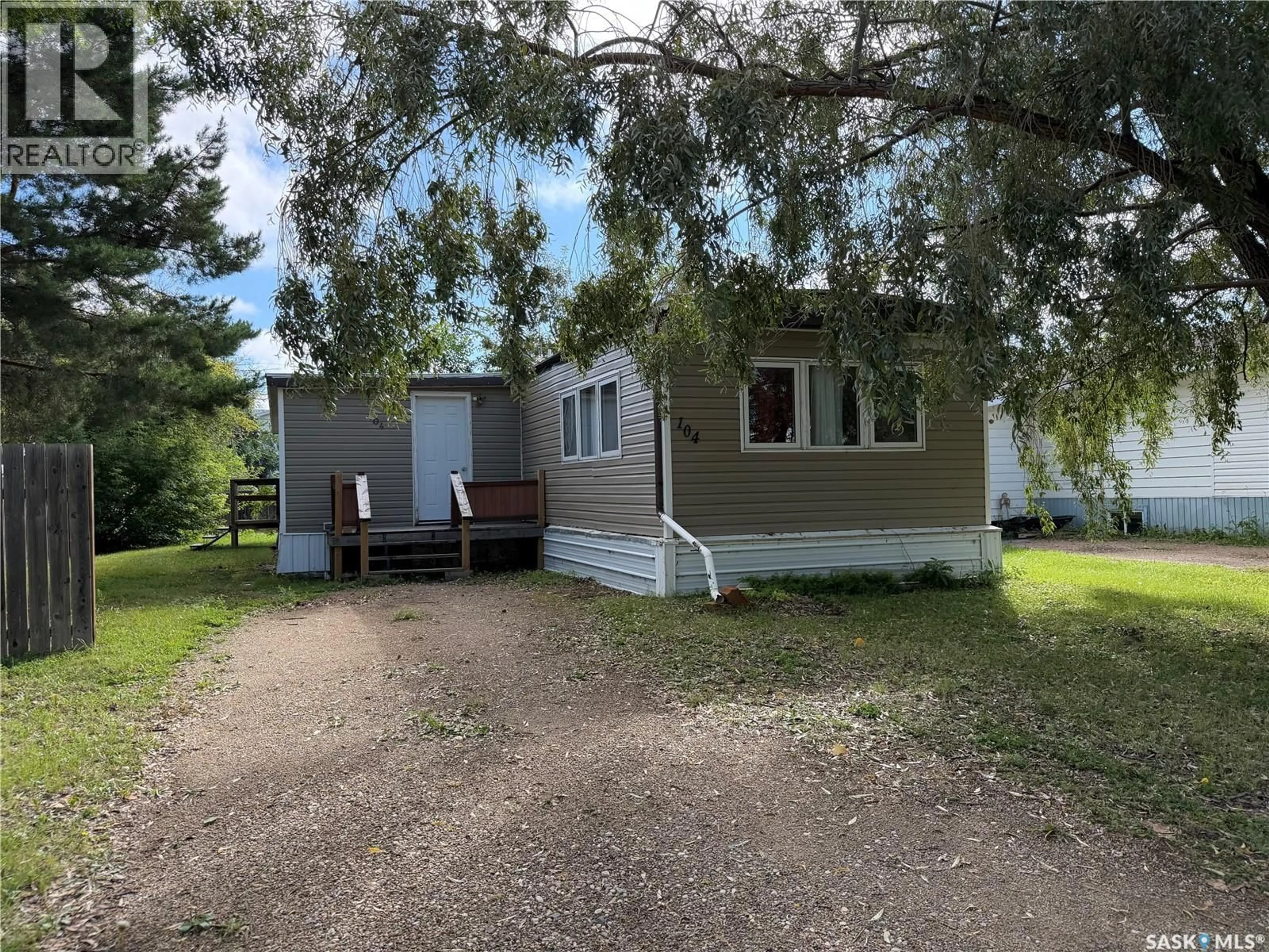 A pic from outside/outdoor area/front of a property/back of a property/a pic from drone, street for 104 4TH AVENUE, Melfort Saskatchewan S0E1A0