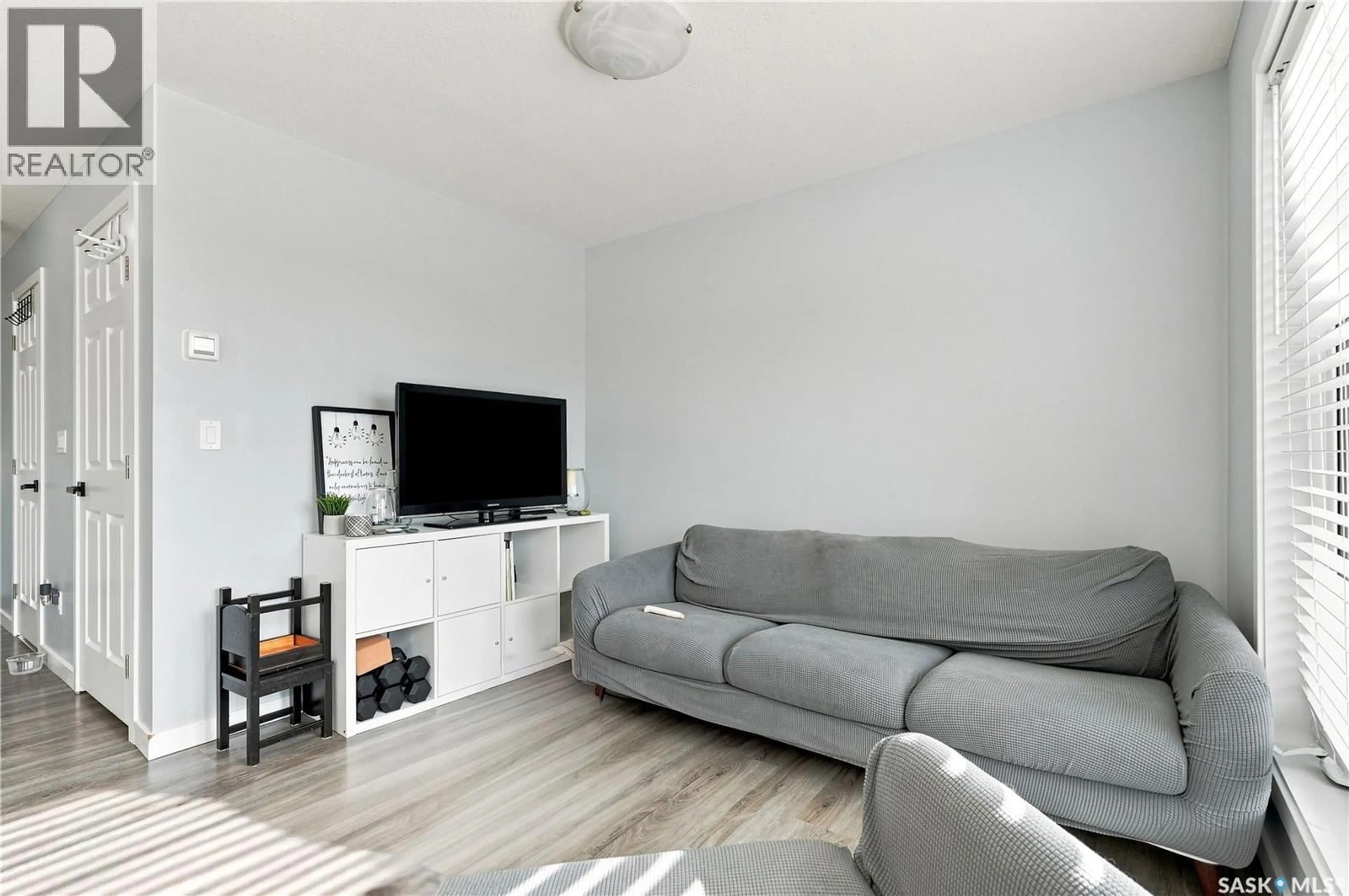 Living room with furniture, unknown for 515 - 9 CENTENNIAL BOULEVARD, Warman Saskatchewan S0K0A1