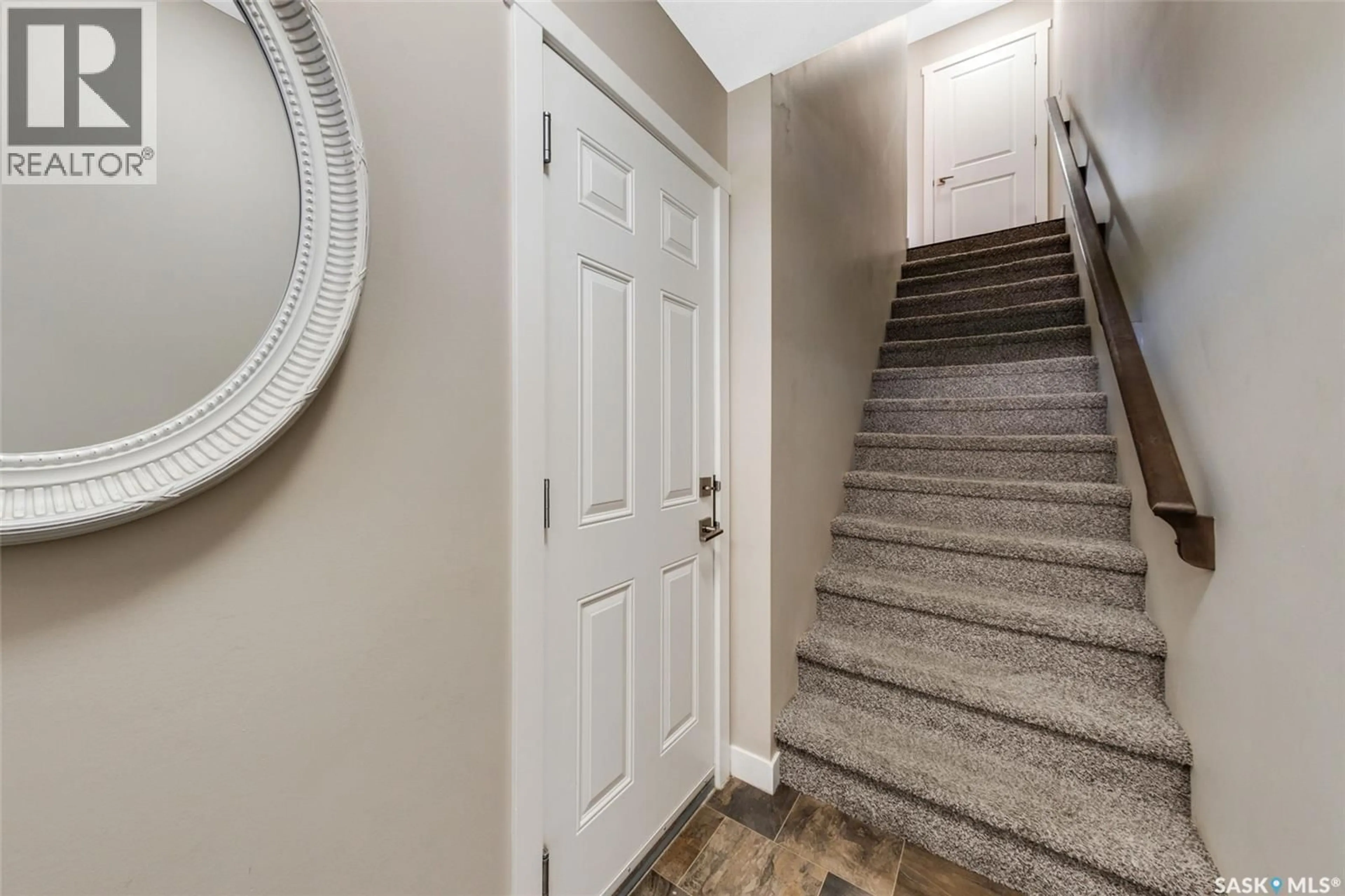 Indoor entryway for 227 1220 PRINGLE WAY, Saskatoon Saskatchewan S7T0V4