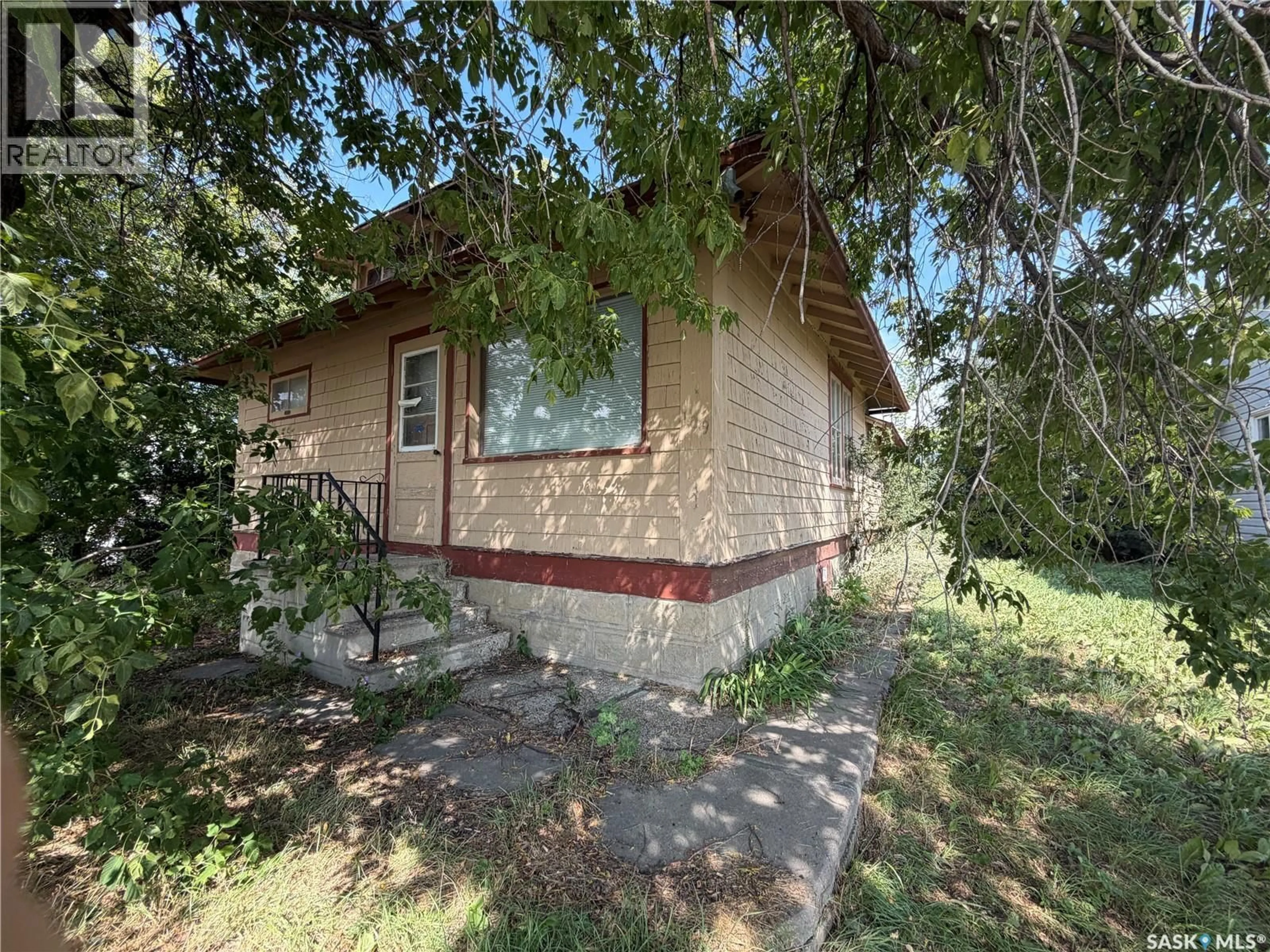 Unknown for 109 1ST AVENUE, Young Saskatchewan S0K4Y0