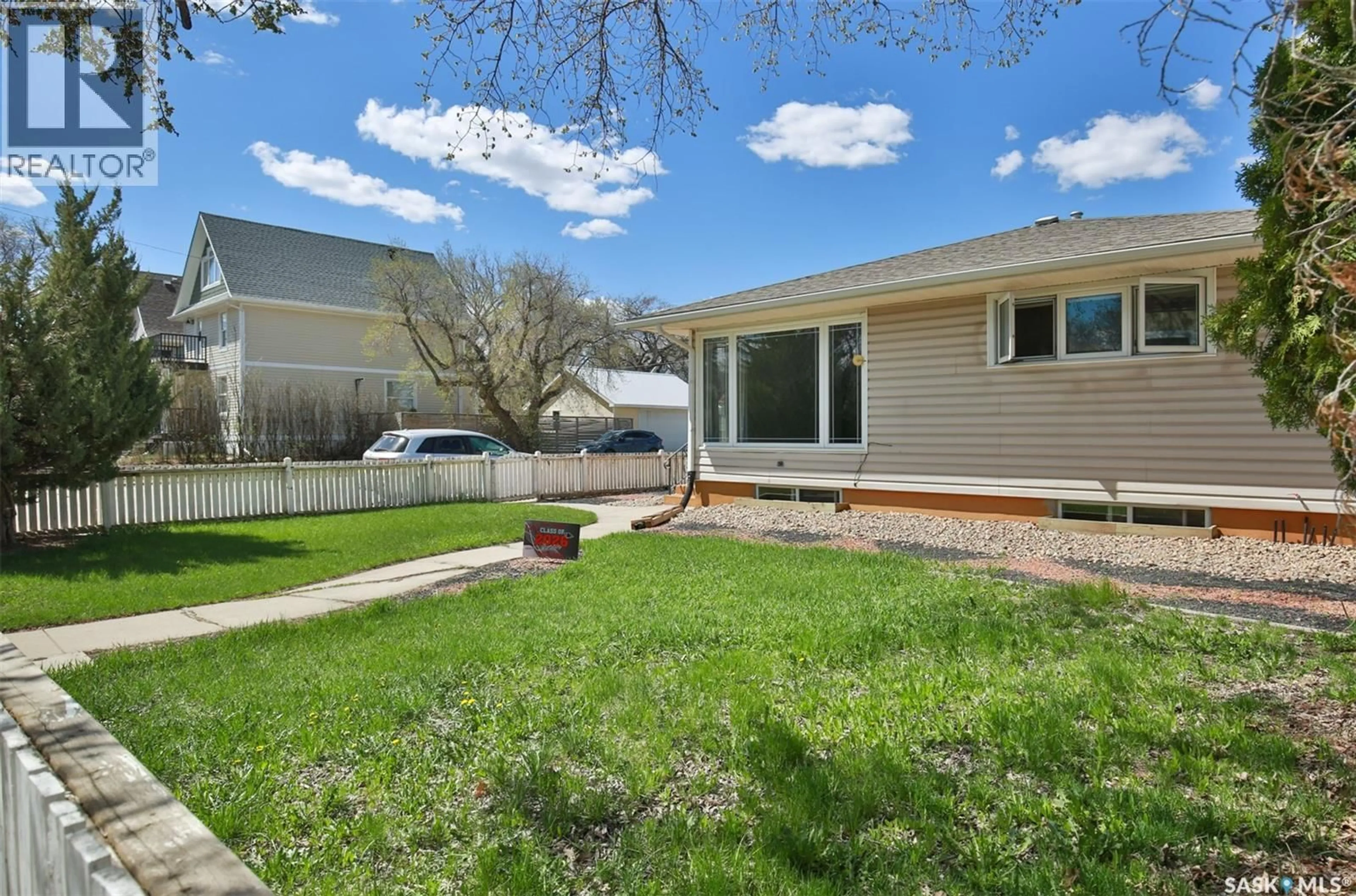 Patio, street for 1204 3RD AVENUE, Moose Jaw Saskatchewan S6H3V3