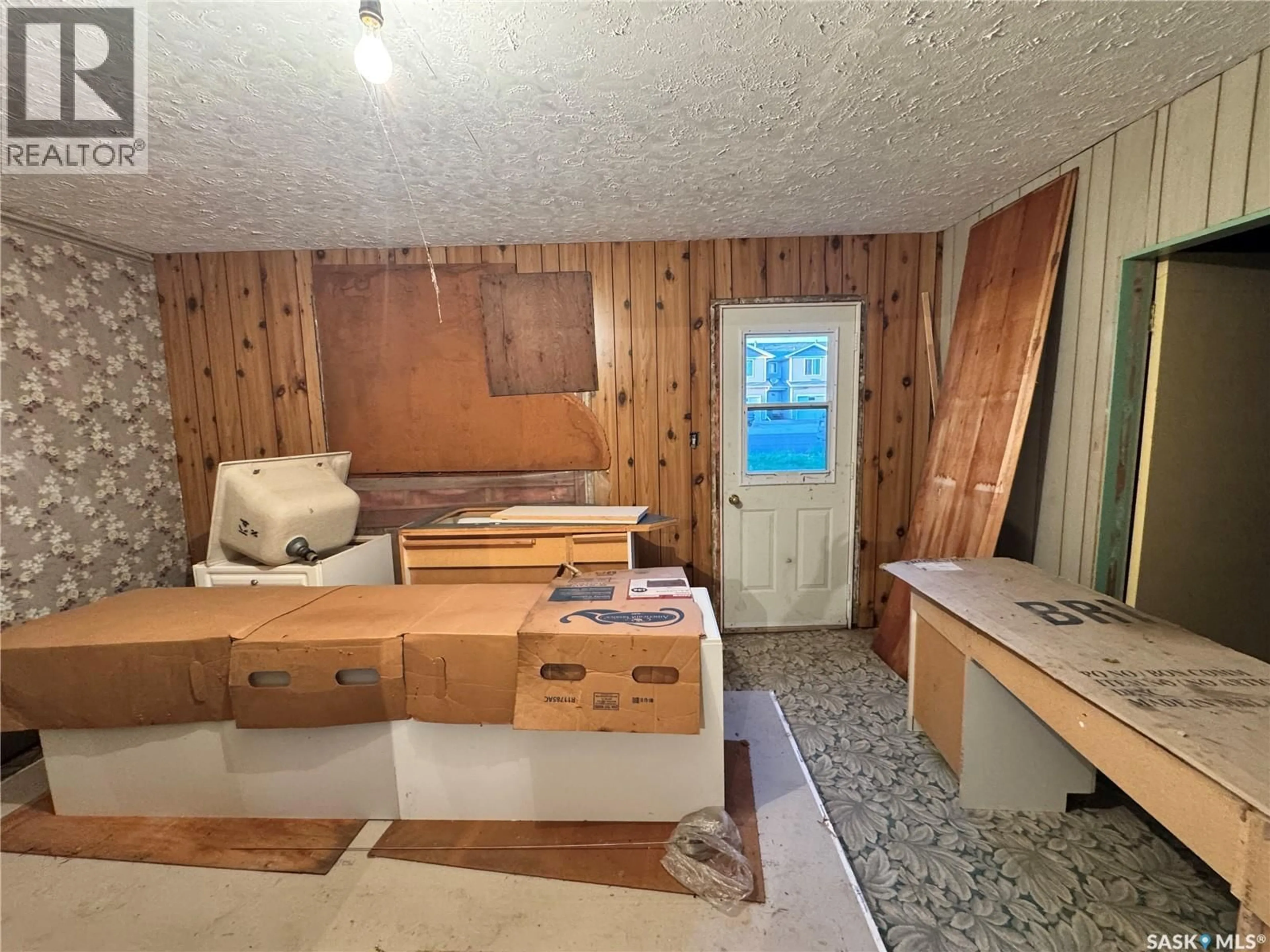 A pic of a room for 322 2ND AVENUE, Biggar Saskatchewan S0K0M0