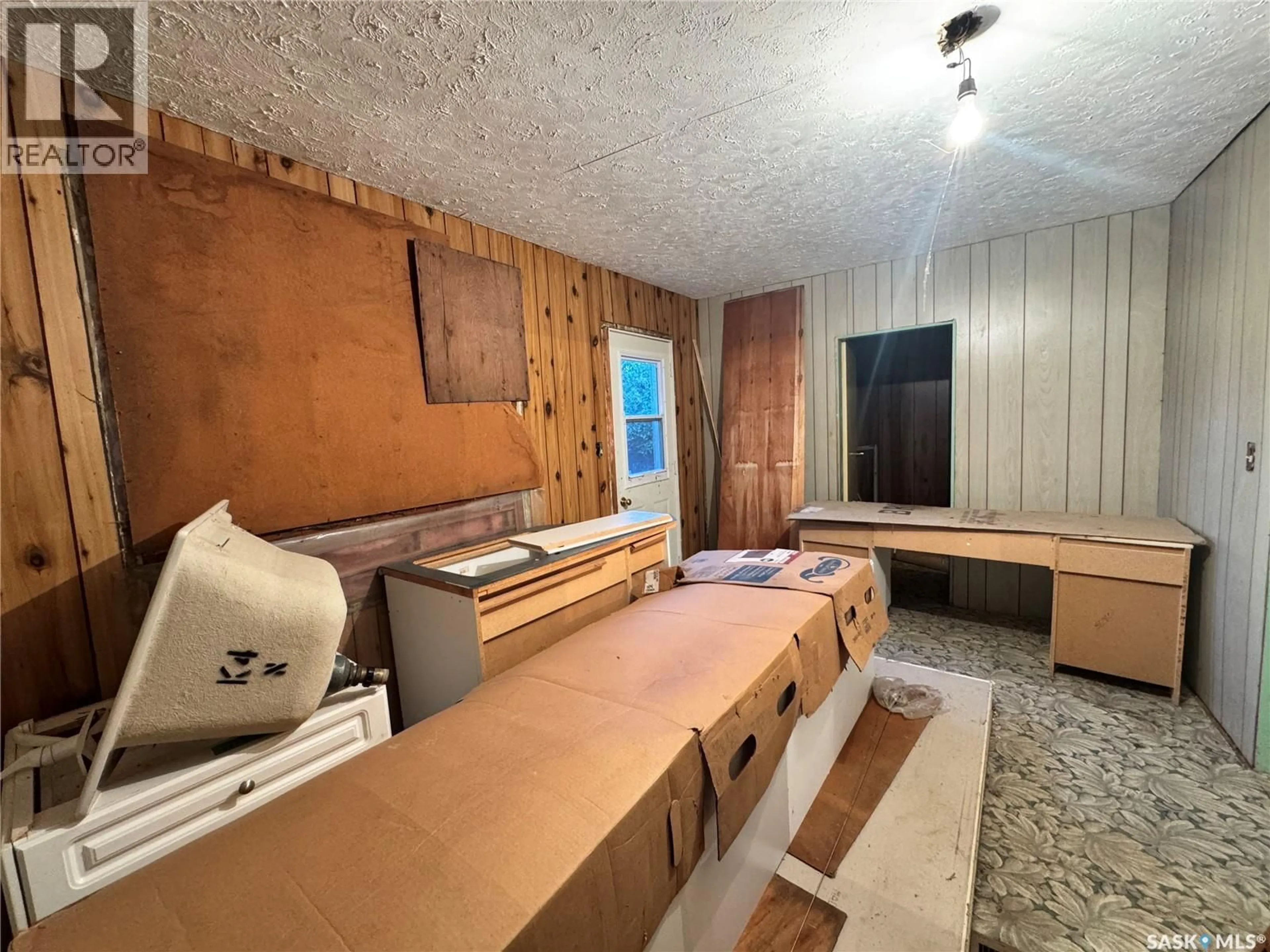 A pic of a room for 322 2ND AVENUE, Biggar Saskatchewan S0K0M0