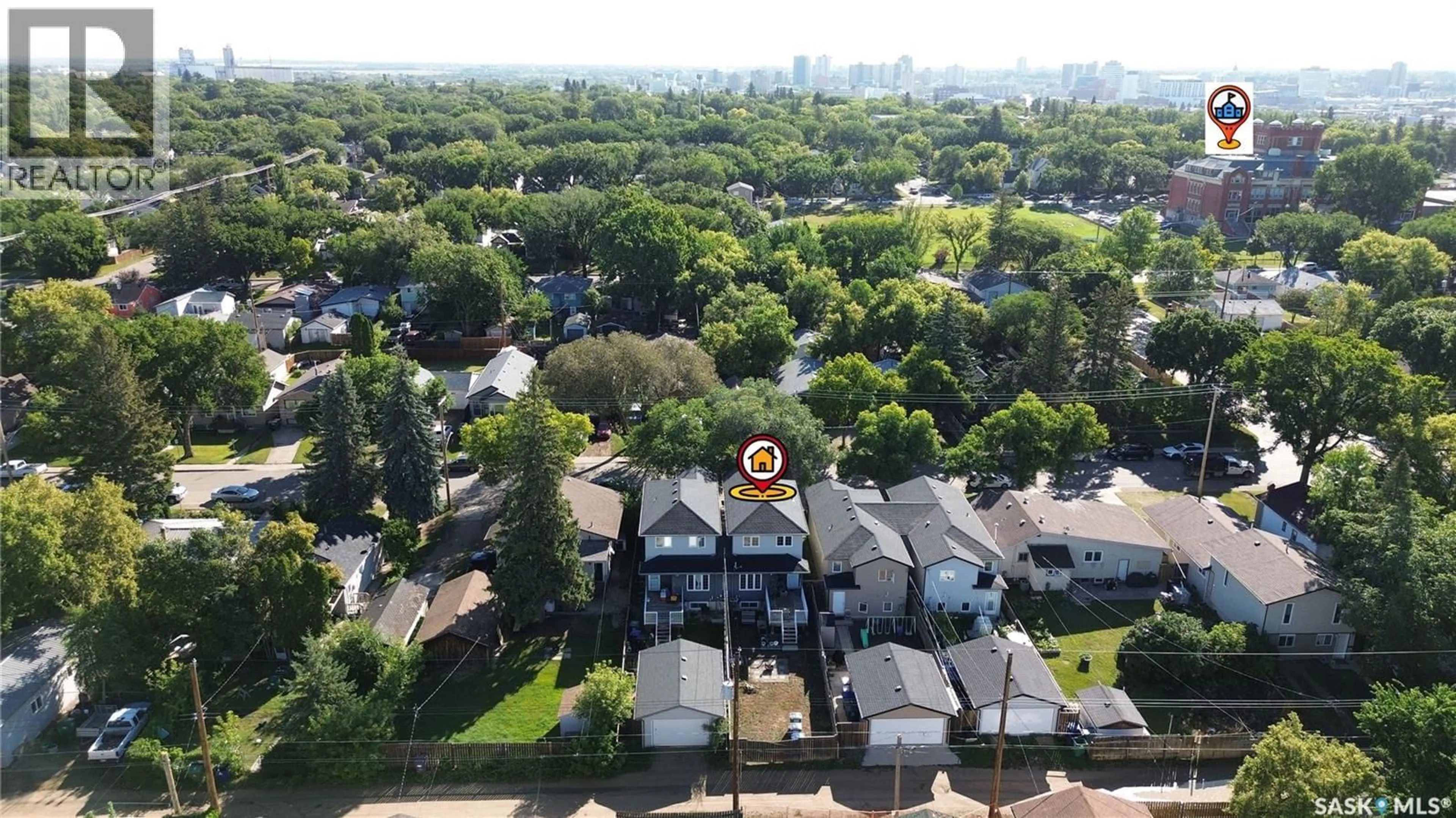A pic from outside/outdoor area/front of a property/back of a property/a pic from drone, city buildings view from balcony for 513 L AVENUE N, Saskatoon Saskatchewan S7L2P8