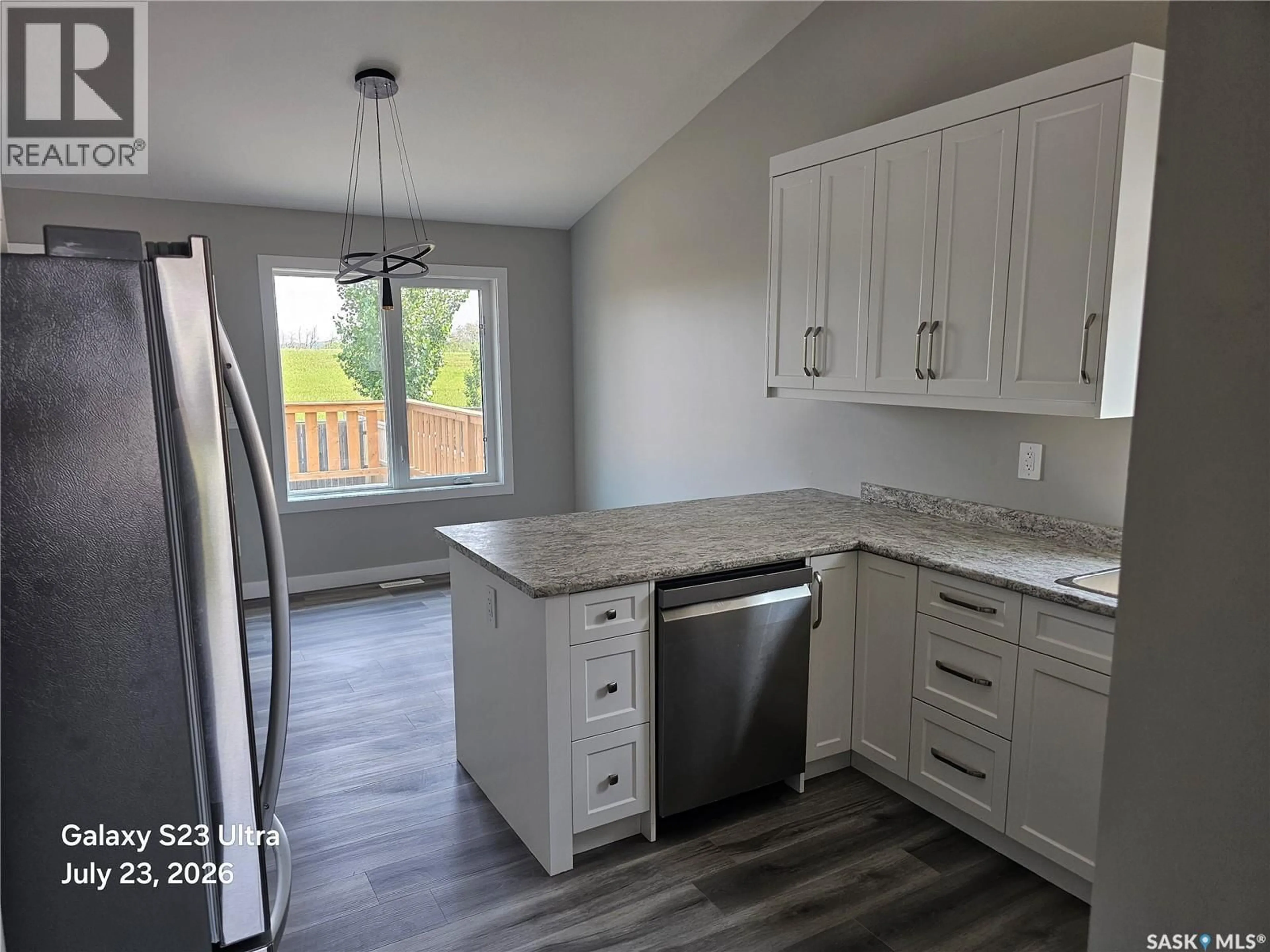 Open concept kitchen, unknown for 246 SUTTER PLACE, Saskatoon Saskatchewan S7T0R3