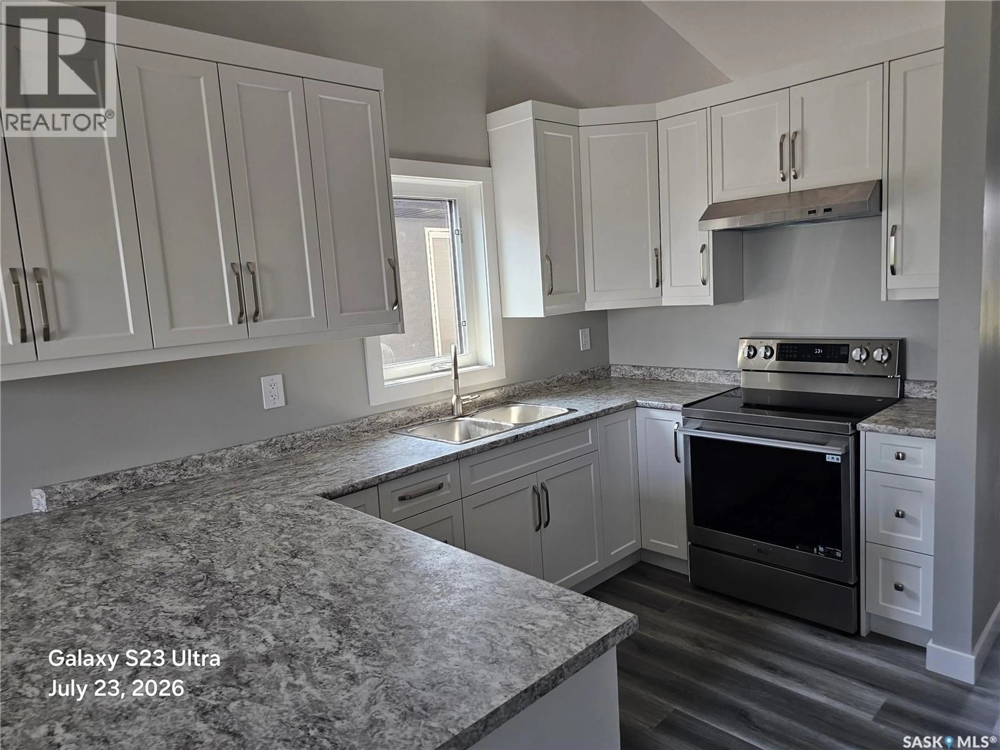 Open concept kitchen, unknown for 246 SUTTER PLACE, Saskatoon Saskatchewan S7T0R3