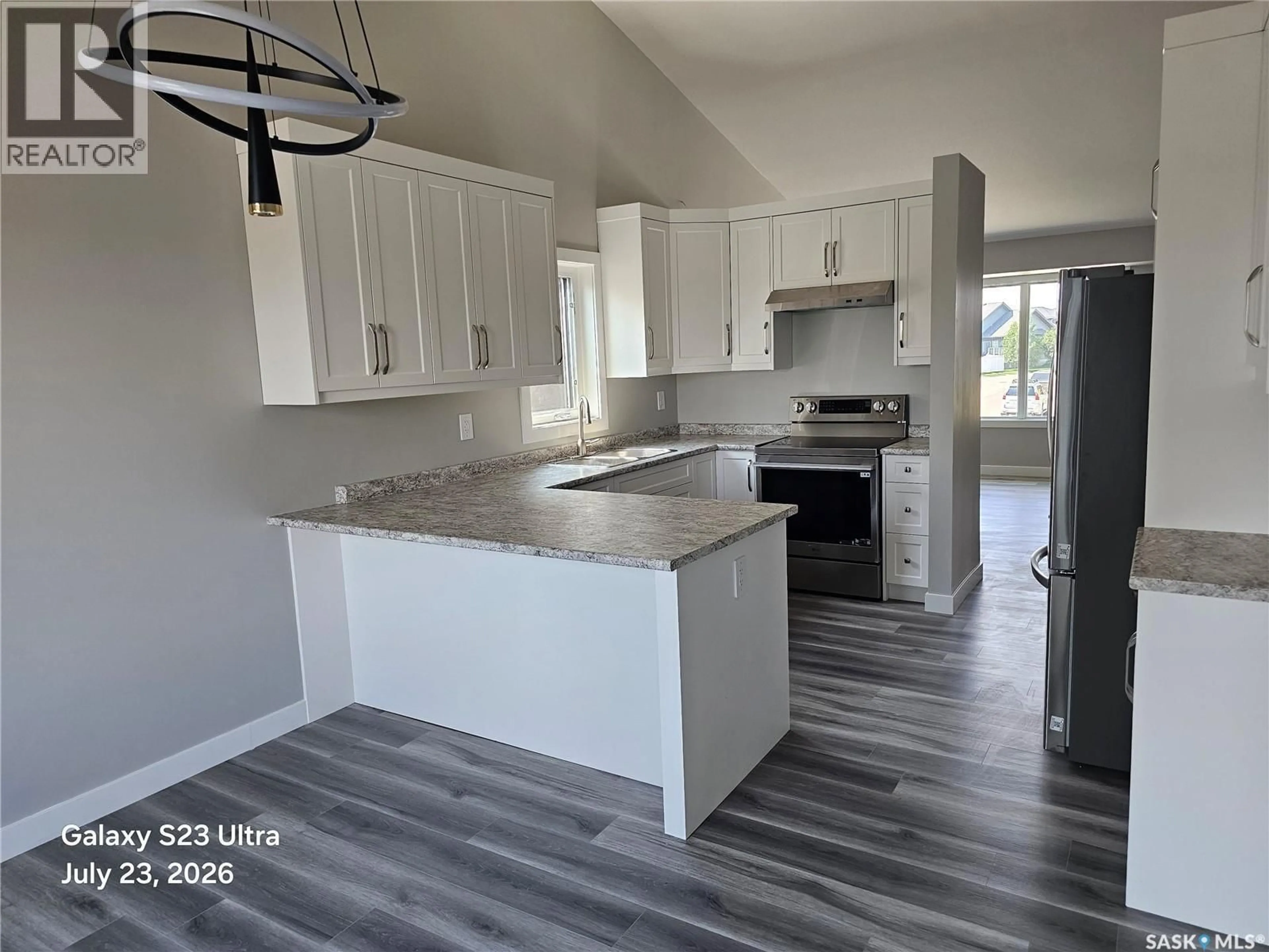 Open concept kitchen, unknown for 246 SUTTER PLACE, Saskatoon Saskatchewan S7T0R3
