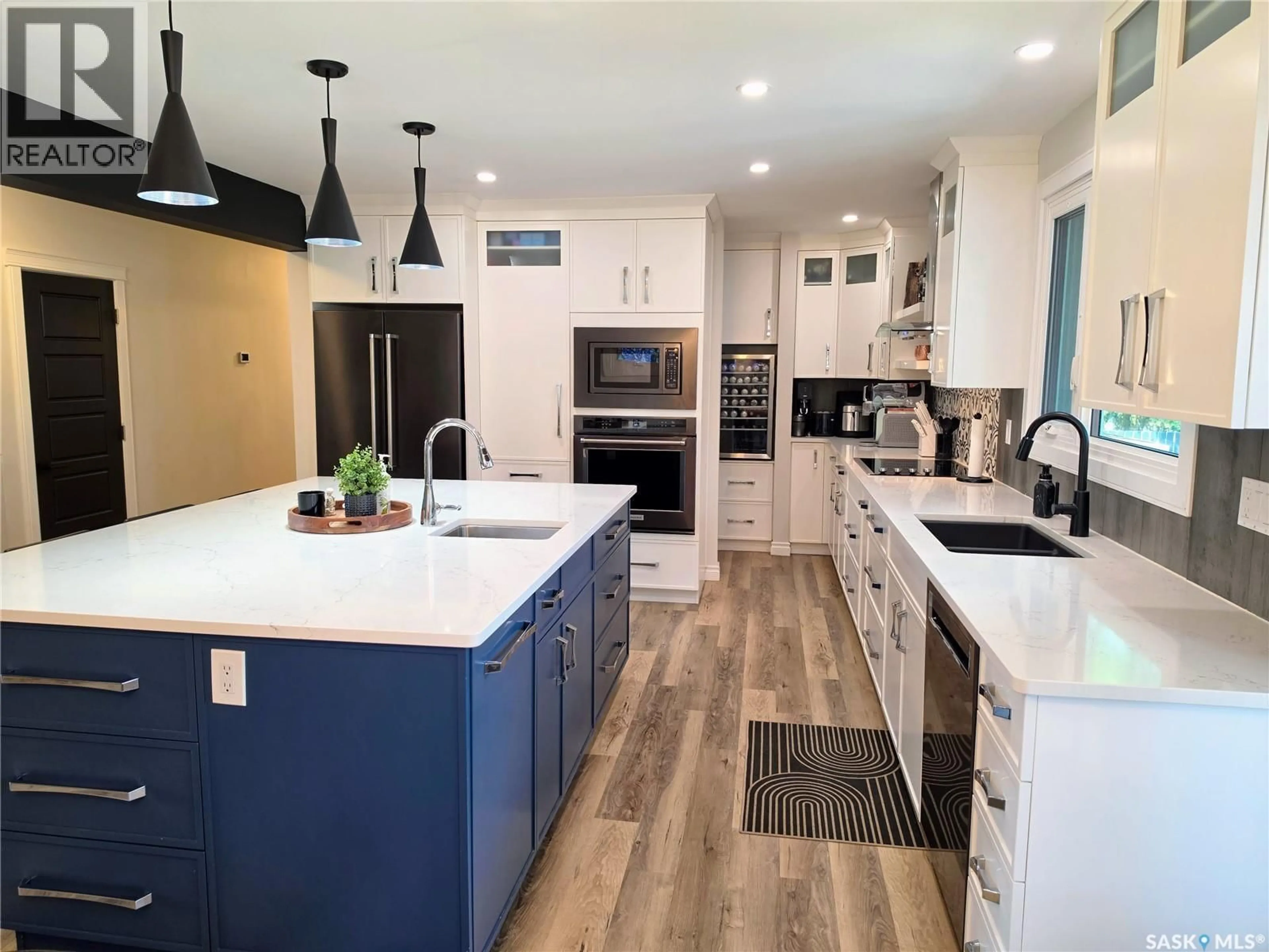 Contemporary kitchen, unknown for 22 CROCUS PLACE, Lanigan Saskatchewan S0K2M0