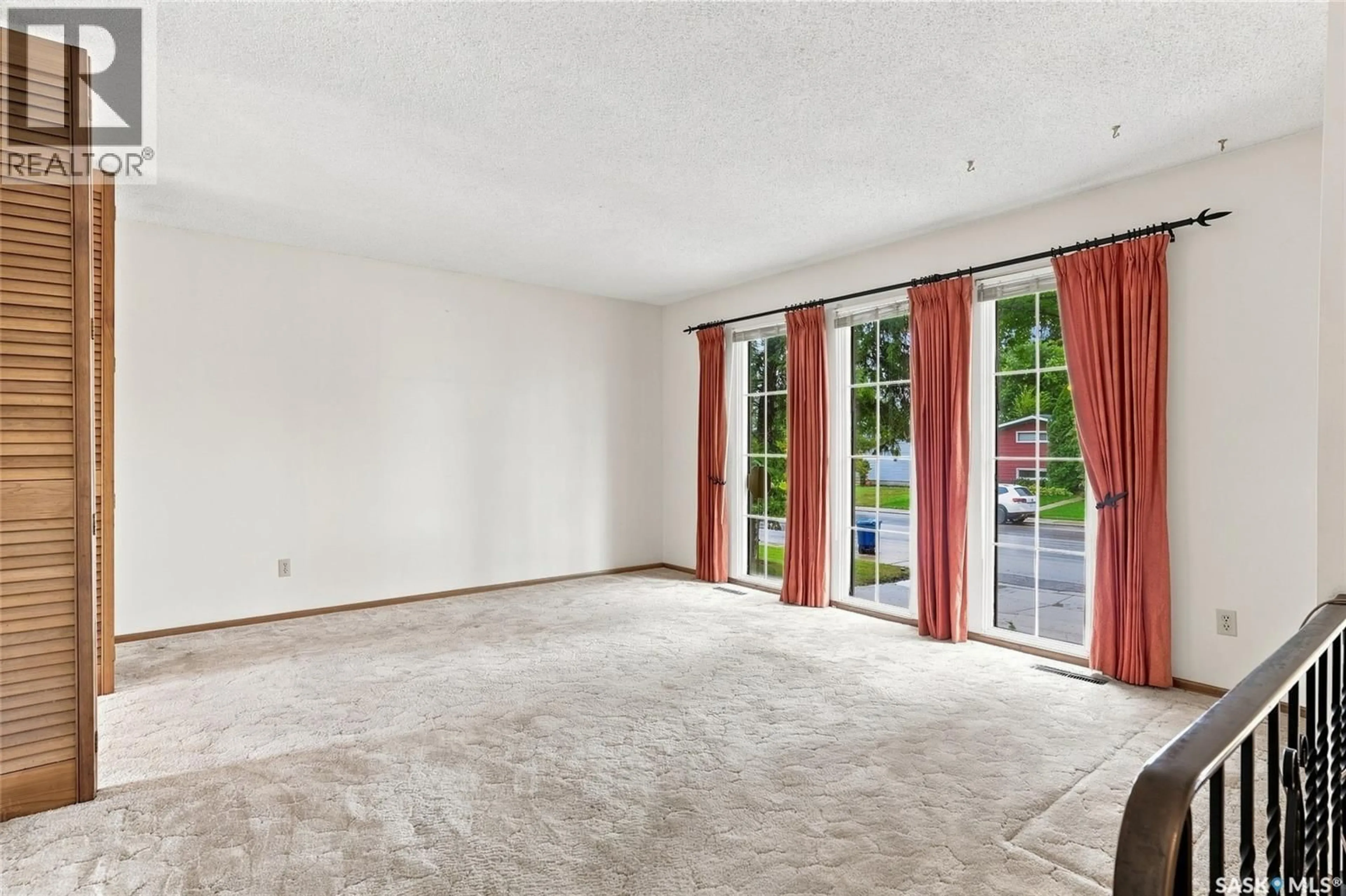 A pic of a room for 630 ACADIA DRIVE, Saskatoon Saskatchewan S7H3V9