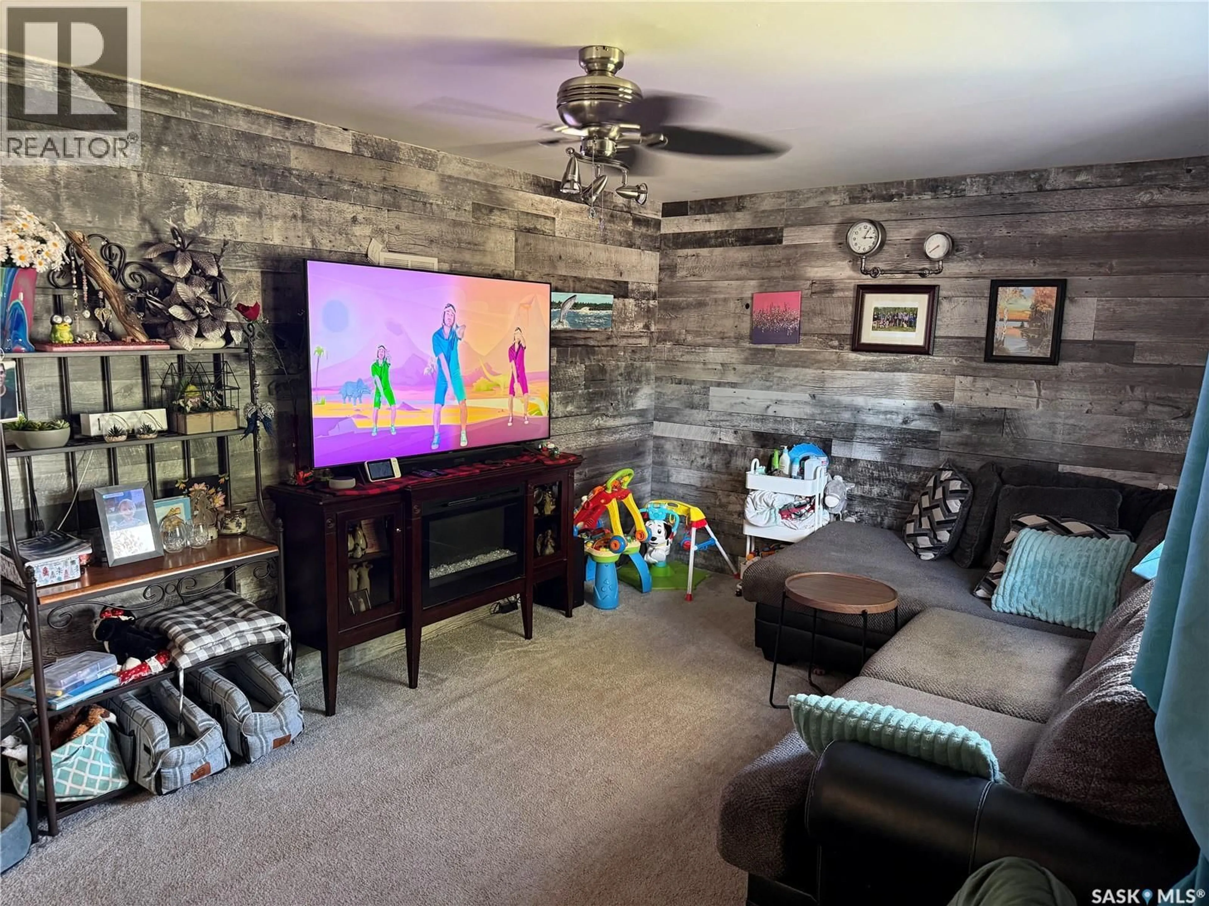 A pic of a room for 1102 1ST STREET, Carrot River Saskatchewan S0E0L0