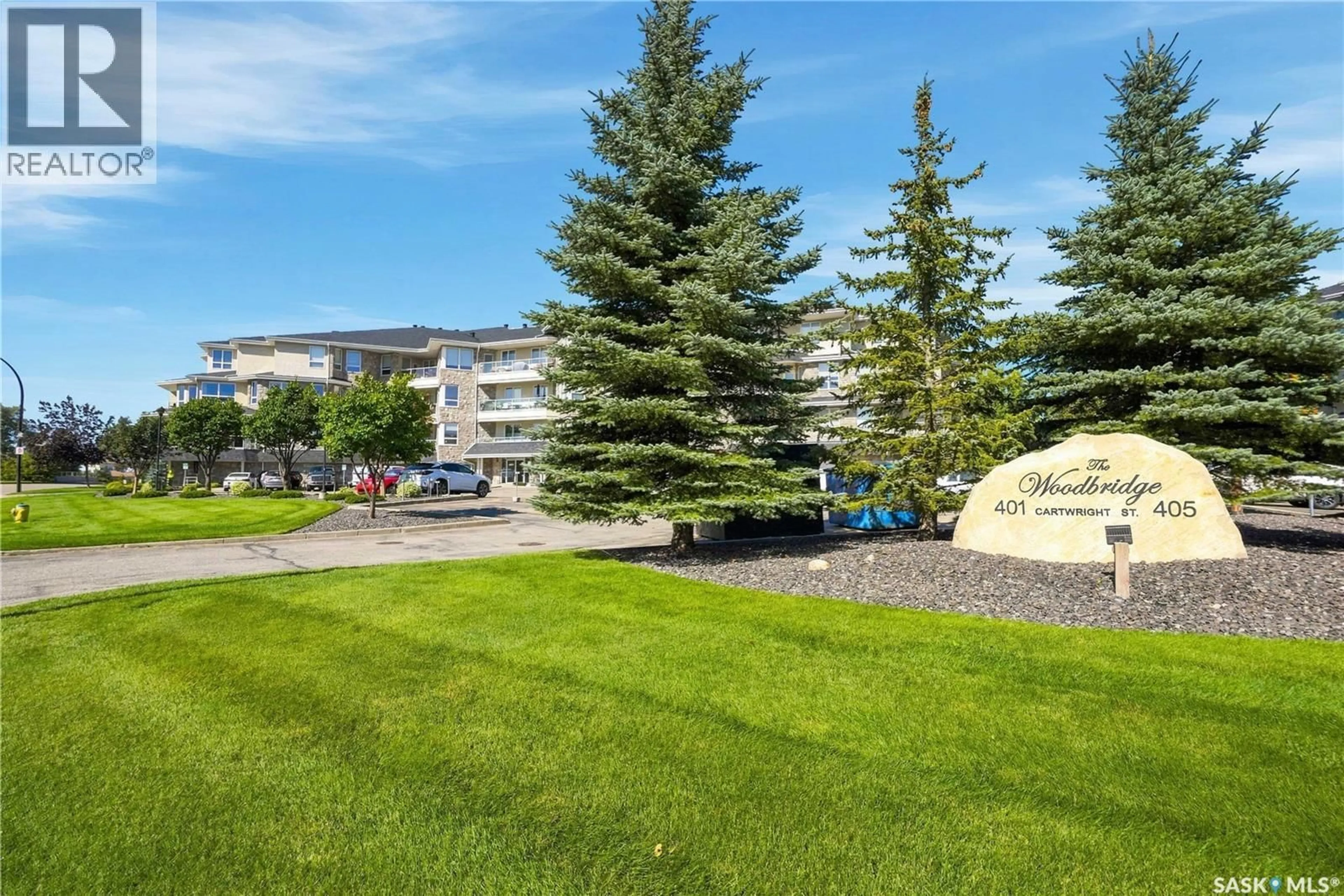 Patio, mountain view for 401 - 311 CARTWRIGHT STREET, Saskatoon Saskatchewan S7T0B3