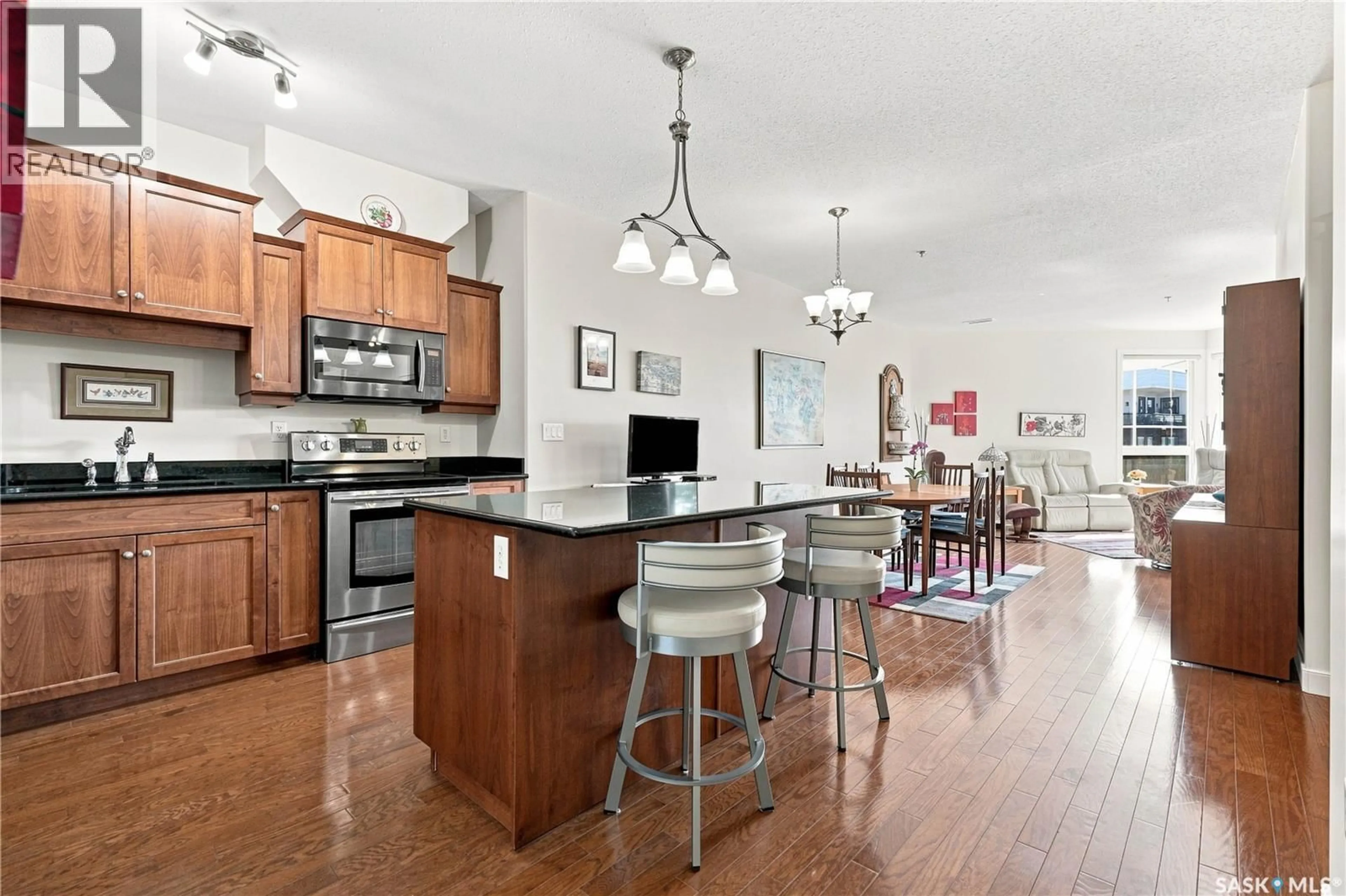 Open concept kitchen, unknown for 401 - 311 CARTWRIGHT STREET, Saskatoon Saskatchewan S7T0B3