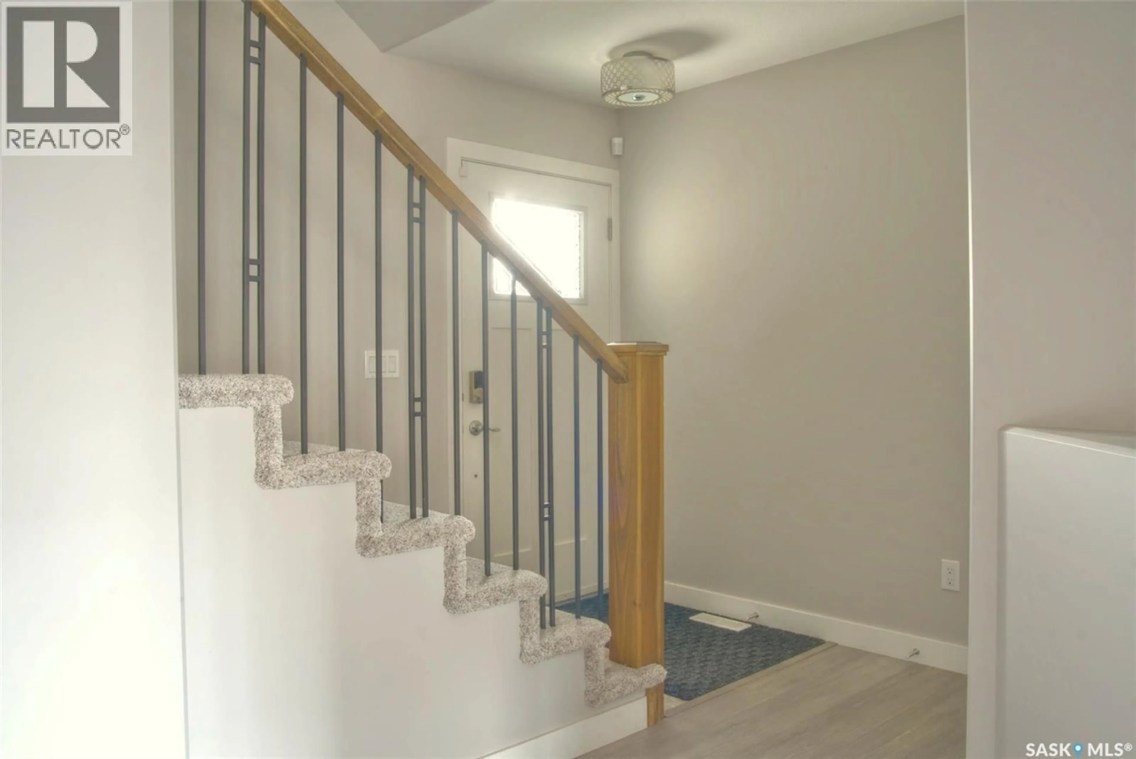 Stairs for 341 GERMAIN MANOR, Saskatoon Saskatchewan S0K2T0