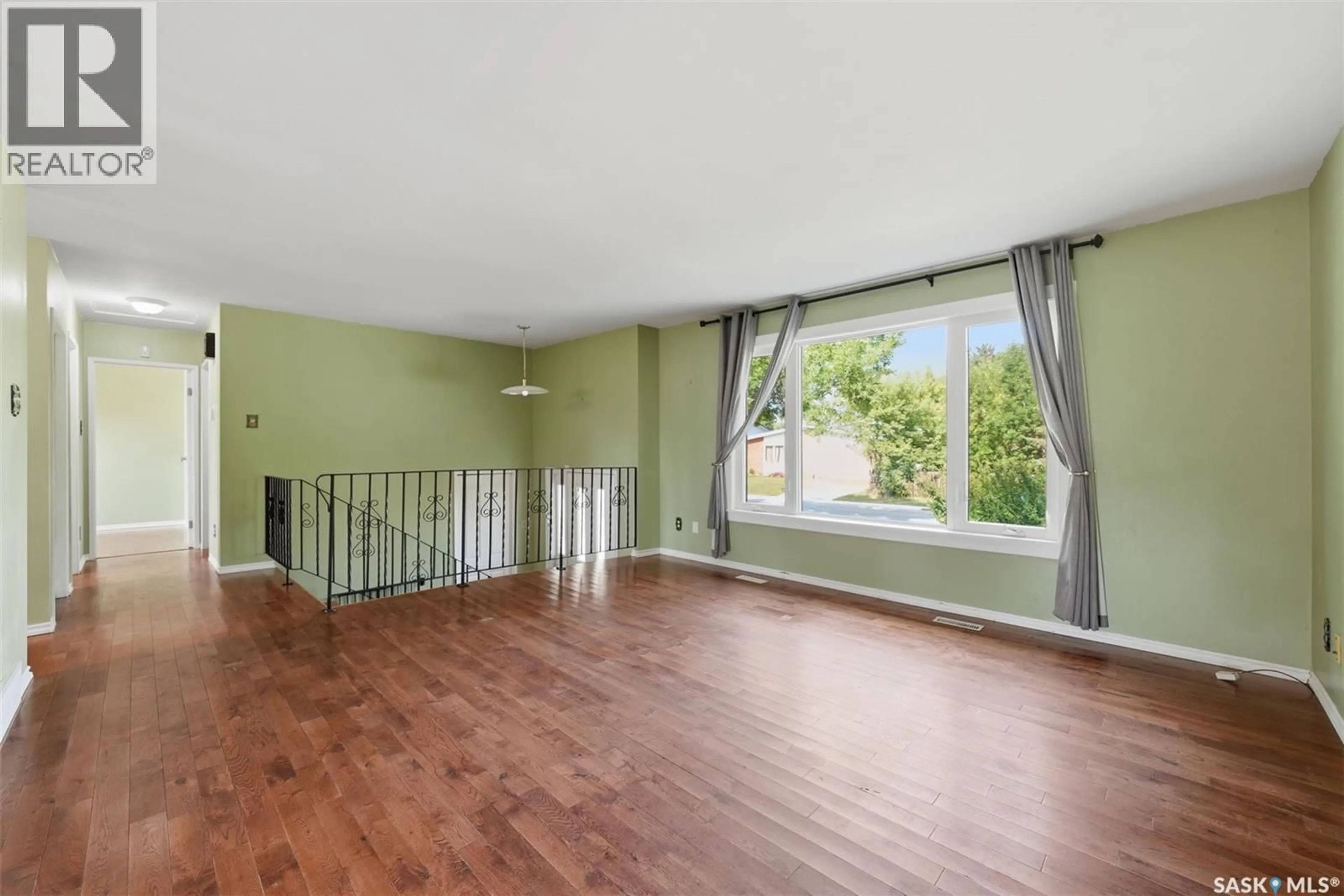 A pic of a room for 546 GUELPH CRESCENT, Saskatoon Saskatchewan S7H4R4