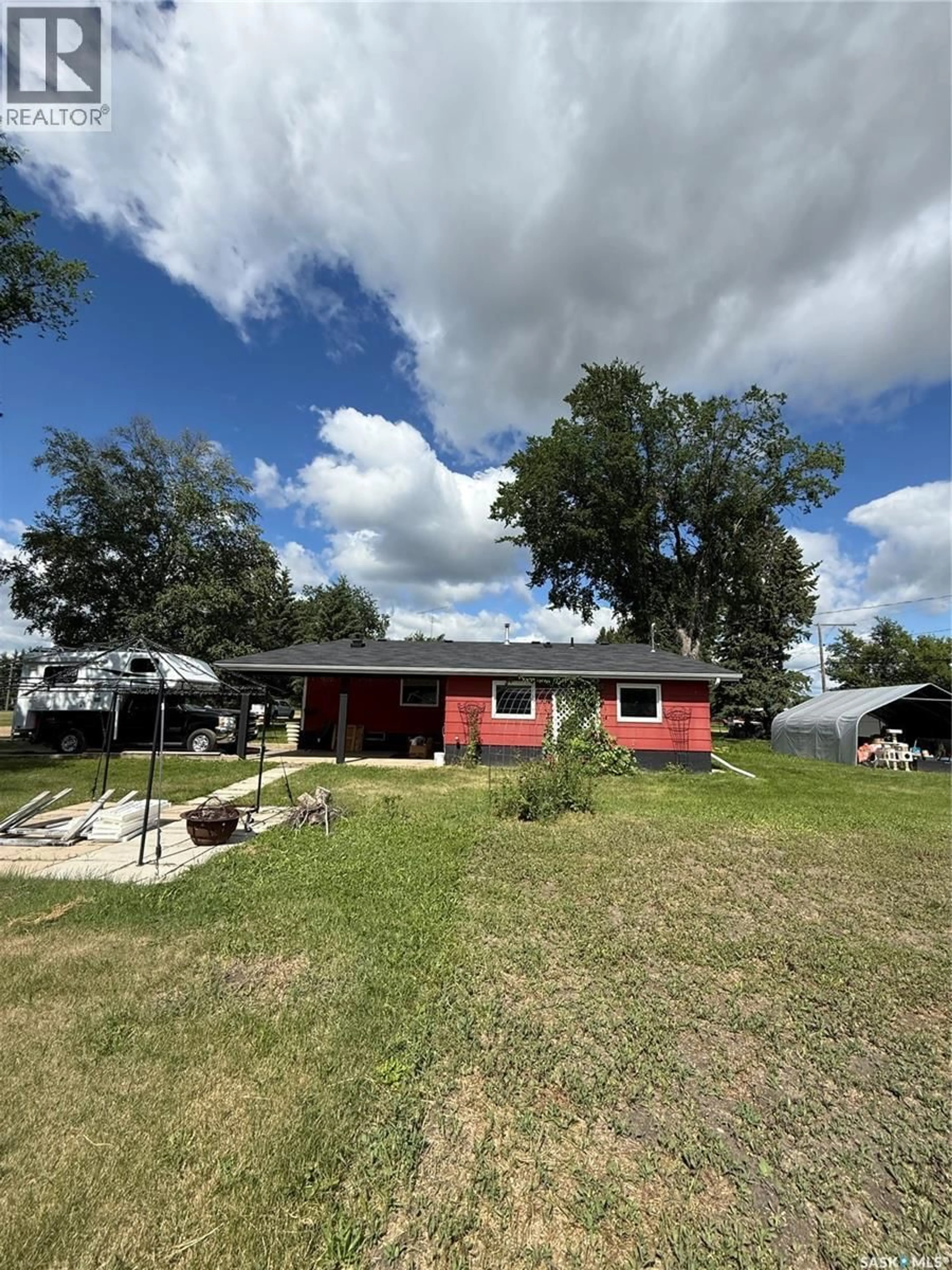 A pic from outside/outdoor area/front of a property/back of a property/a pic from drone, unknown for 358 FIRST STREET, Preeceville Saskatchewan S0A3B0