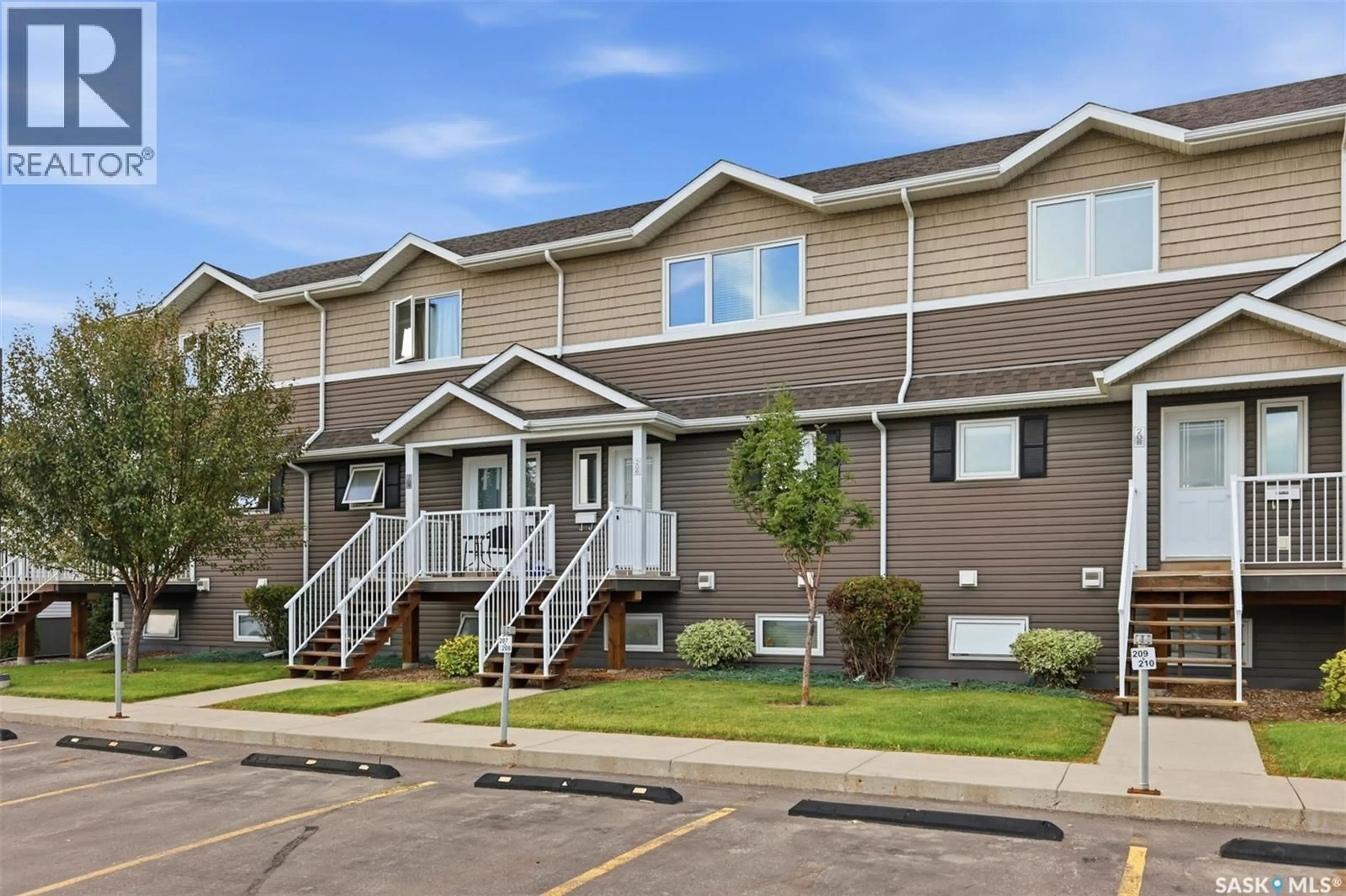 Home with vinyl exterior material, unknown for 206 275 PRINGLE LANE, Saskatoon Saskatchewan S7T0T5