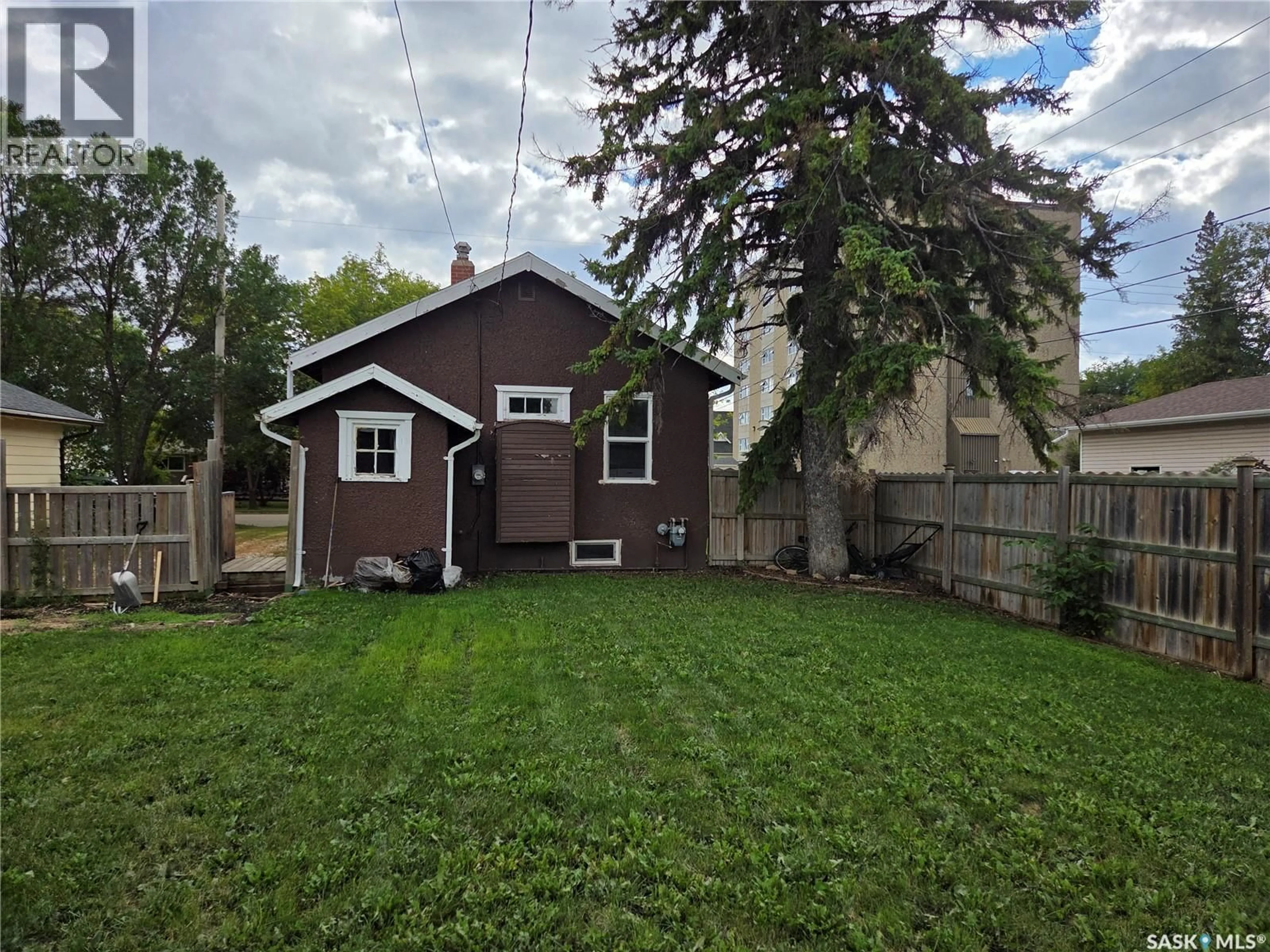 Shed for 1001 104TH AVENUE, Tisdale Saskatchewan S0E1T0