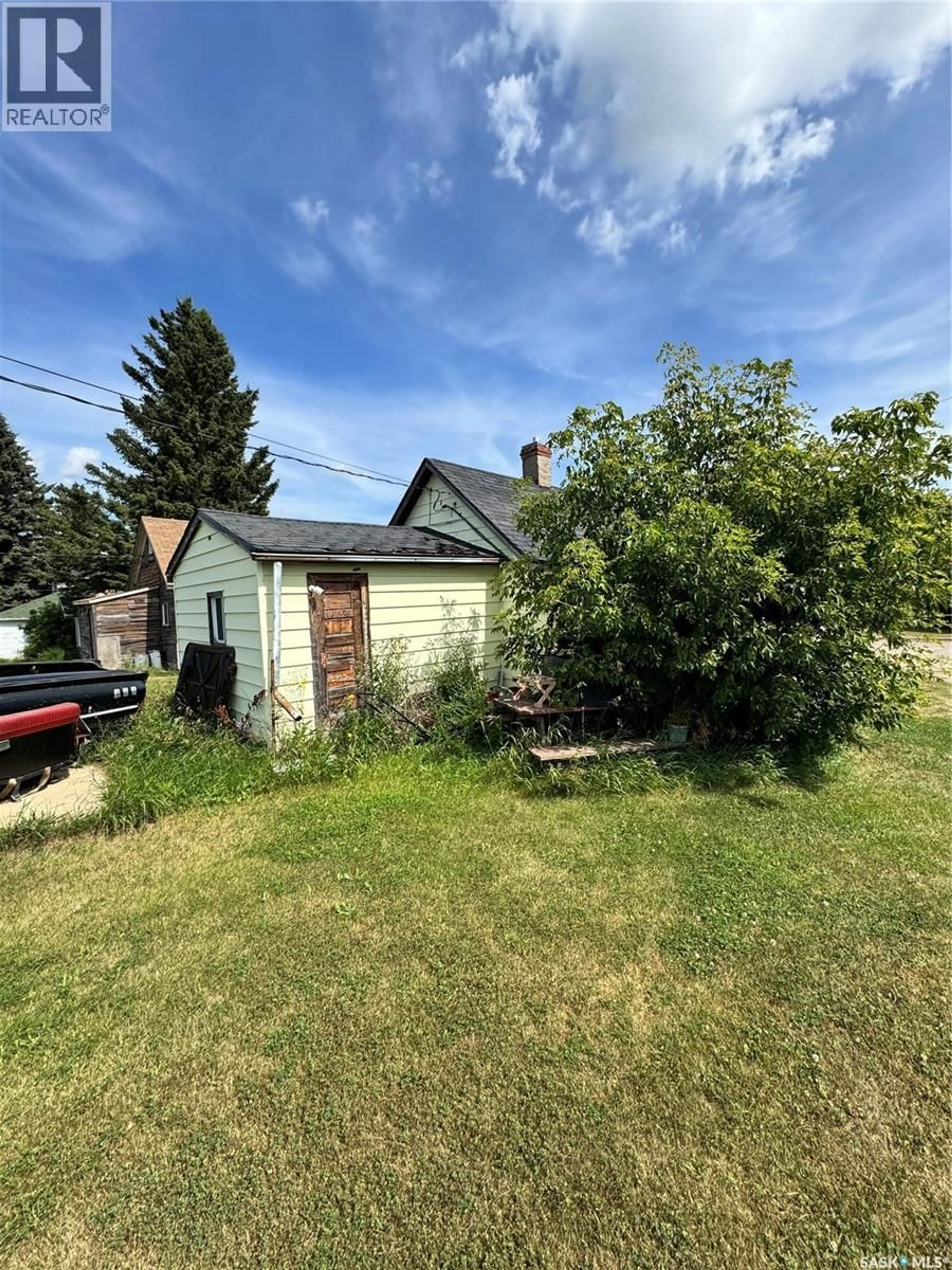 Shed for 206 MAIN STREET, Jansen Saskatchewan S0K2B0