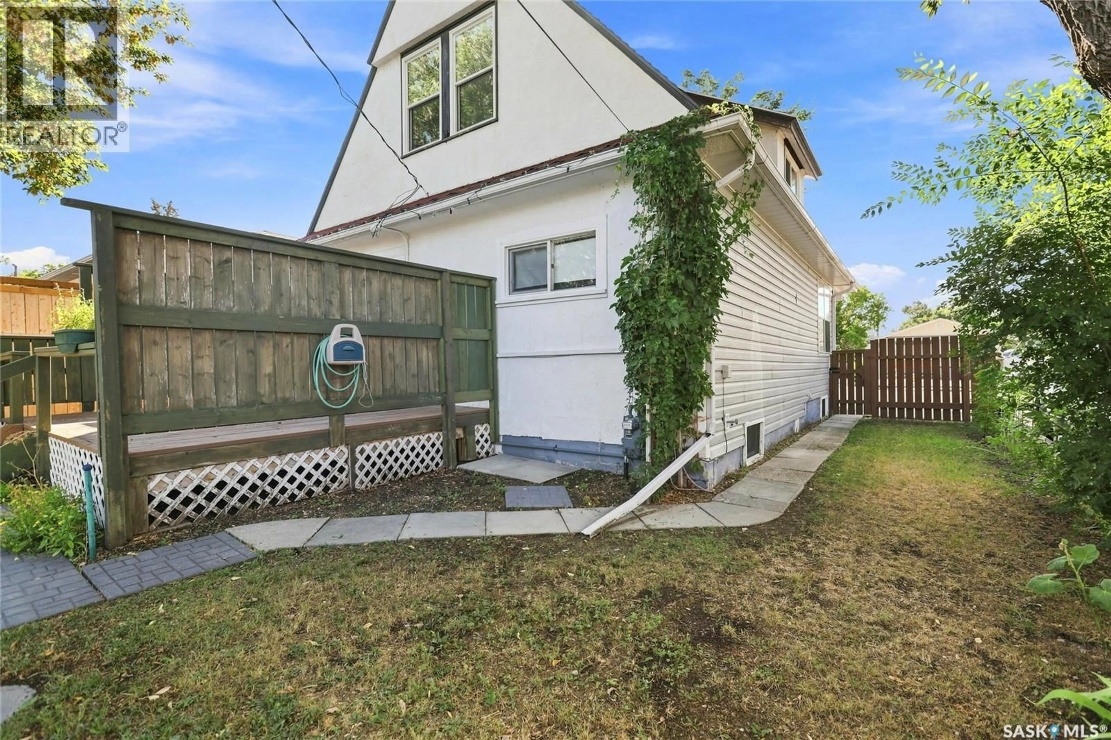 Unknown for 1411 LACON STREET, Regina Saskatchewan S4N1Z2