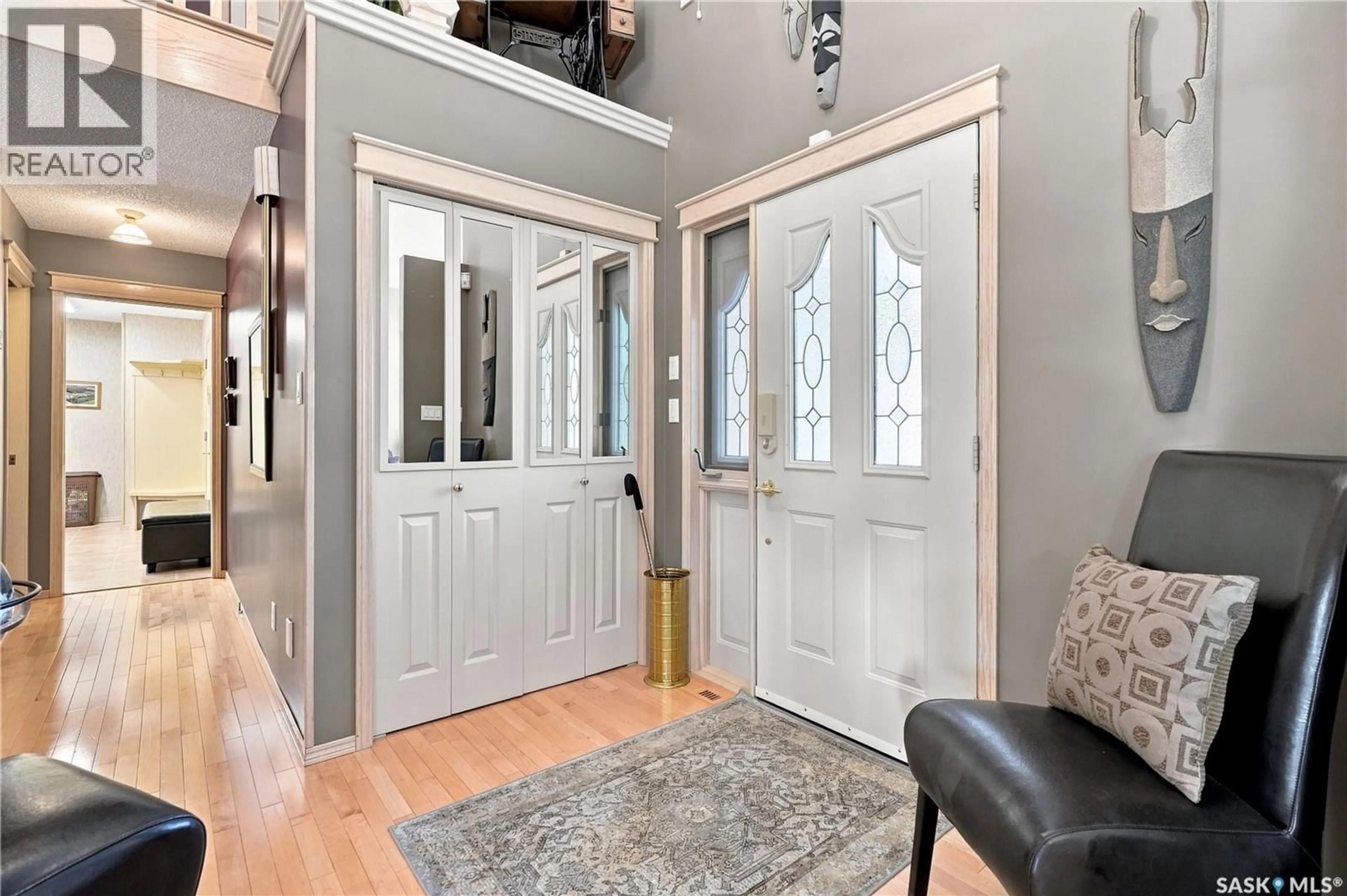 Indoor entryway for 1719 CLIVE BAY E, Regina Saskatchewan S4V2R8