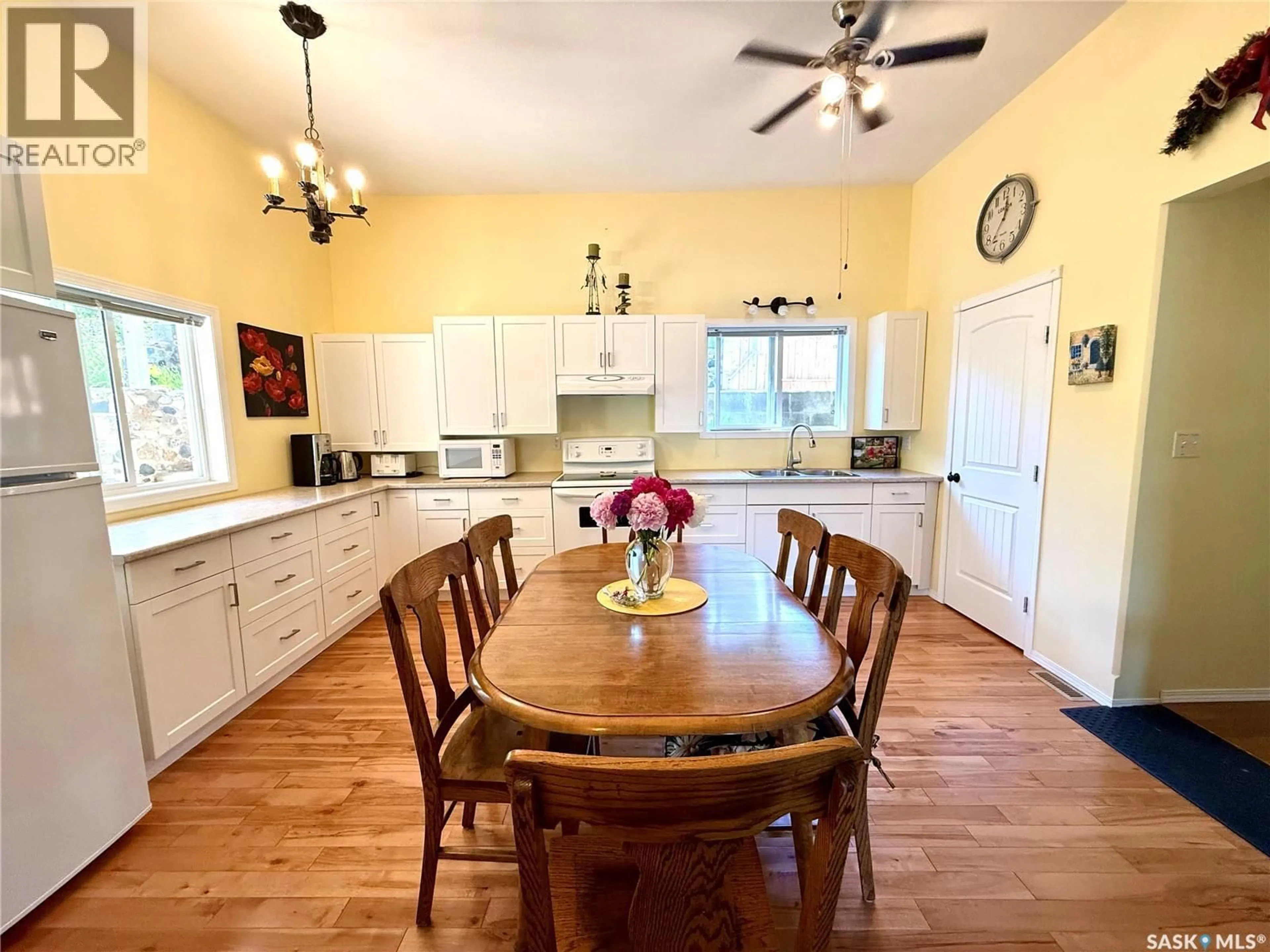 Open concept kitchen, unknown for 144 LAKEVIEW DRIVE, Crystal Lake Saskatchewan S0A0L0