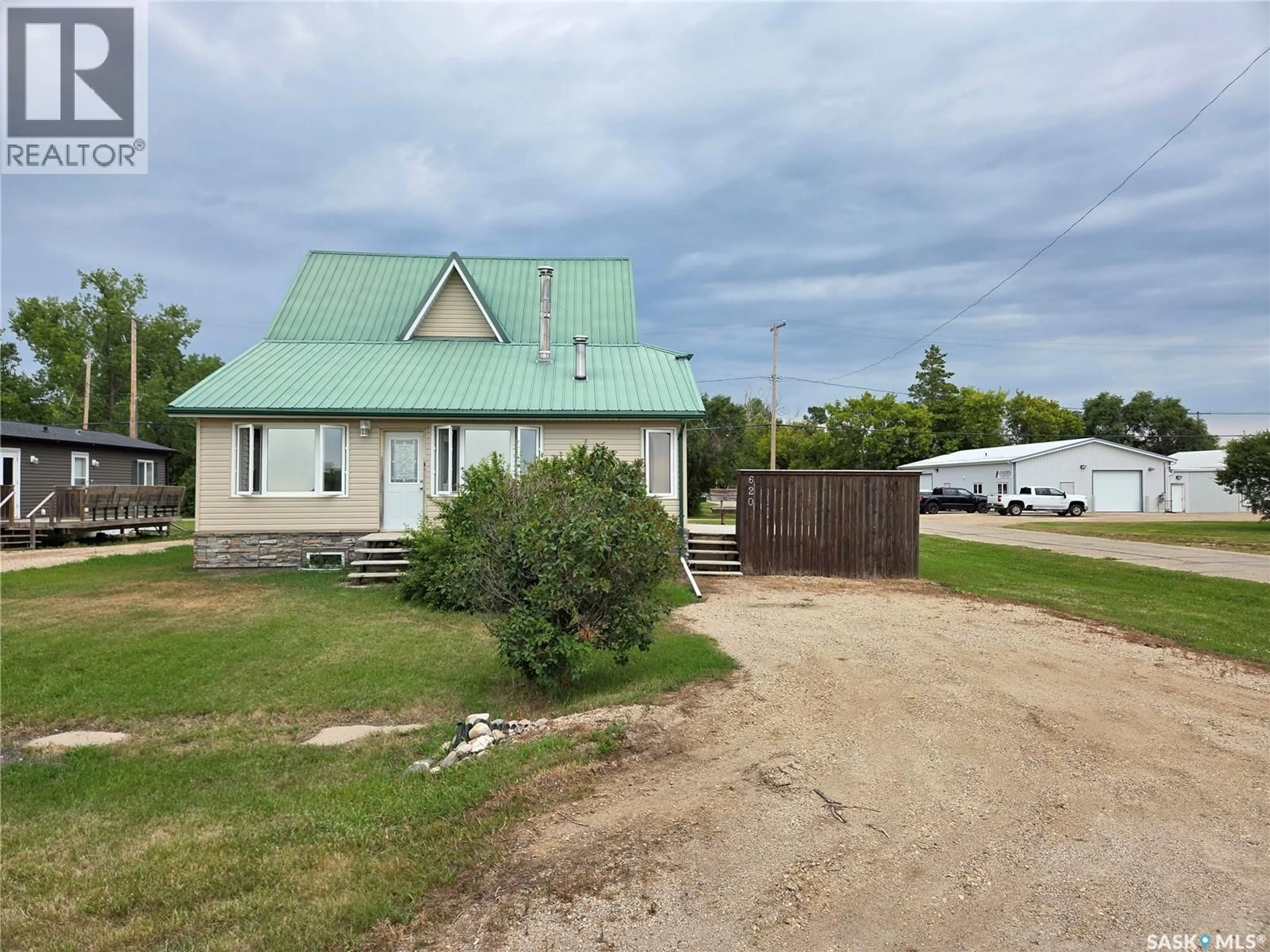 A pic from outside/outdoor area/front of a property/back of a property/a pic from drone, unknown for 620 RAILWAY AVENUE, Arcola Saskatchewan S0C0G0
