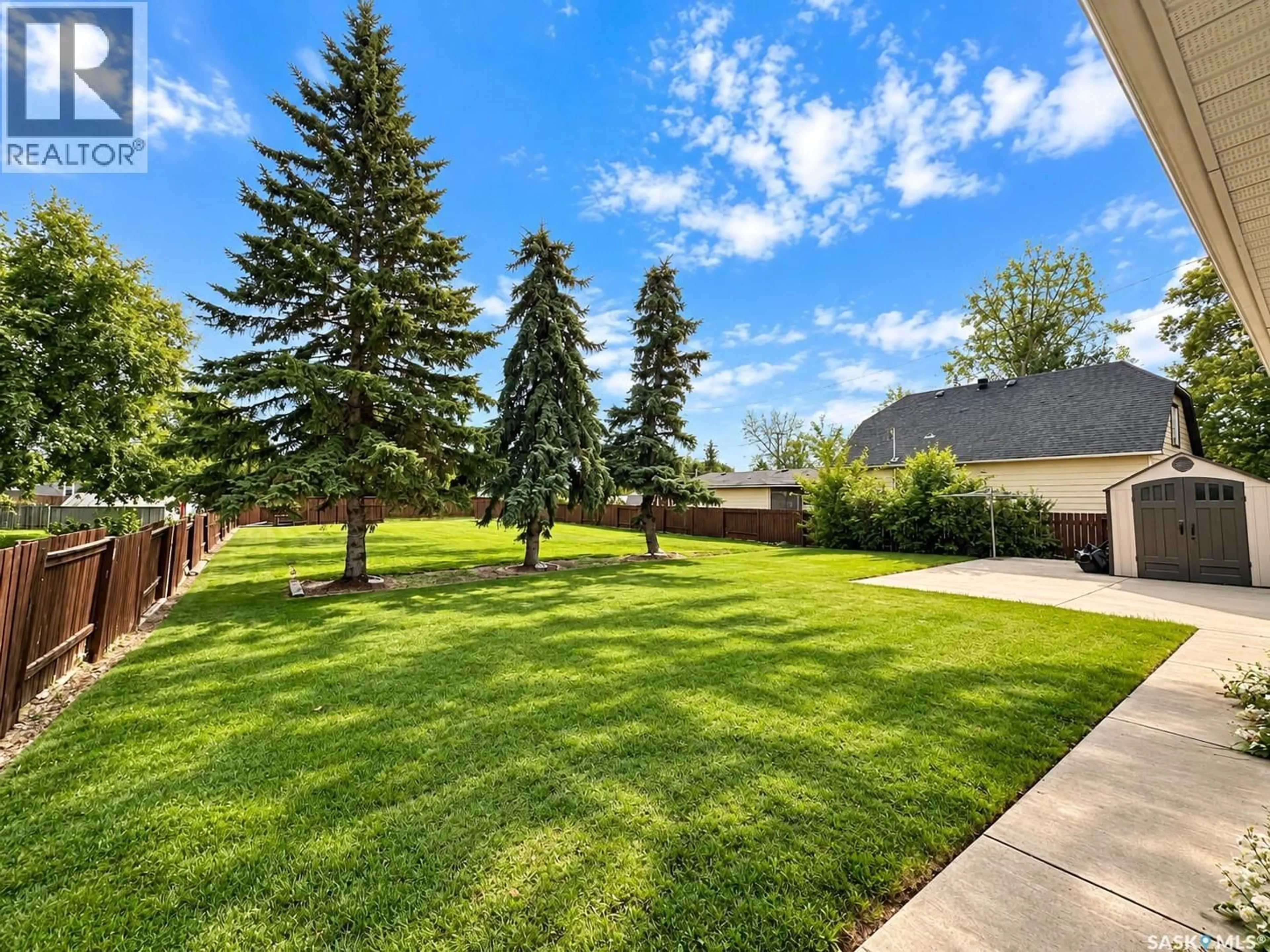 Patio, unknown for 206 1ST STREET, Dalmeny Saskatchewan S0K1E0
