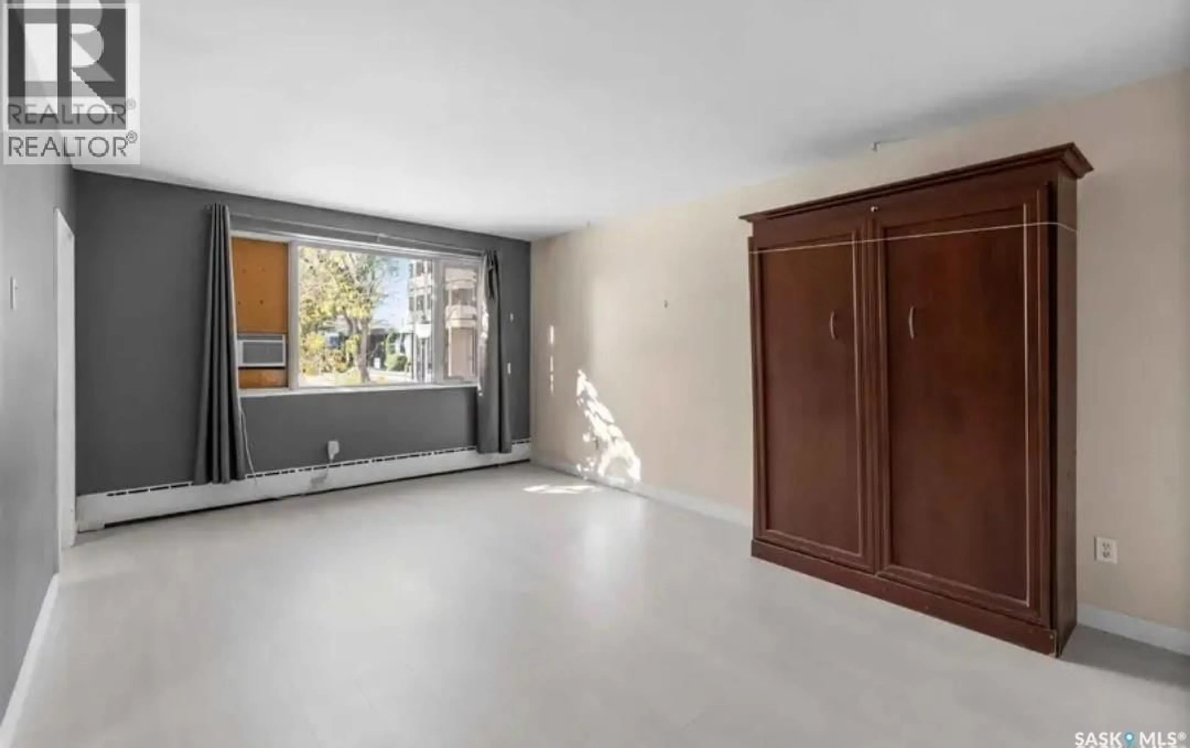 A pic of a room for 13 400 4TH AVENUE AVENUE, Saskatoon Saskatchewan S7K2M3