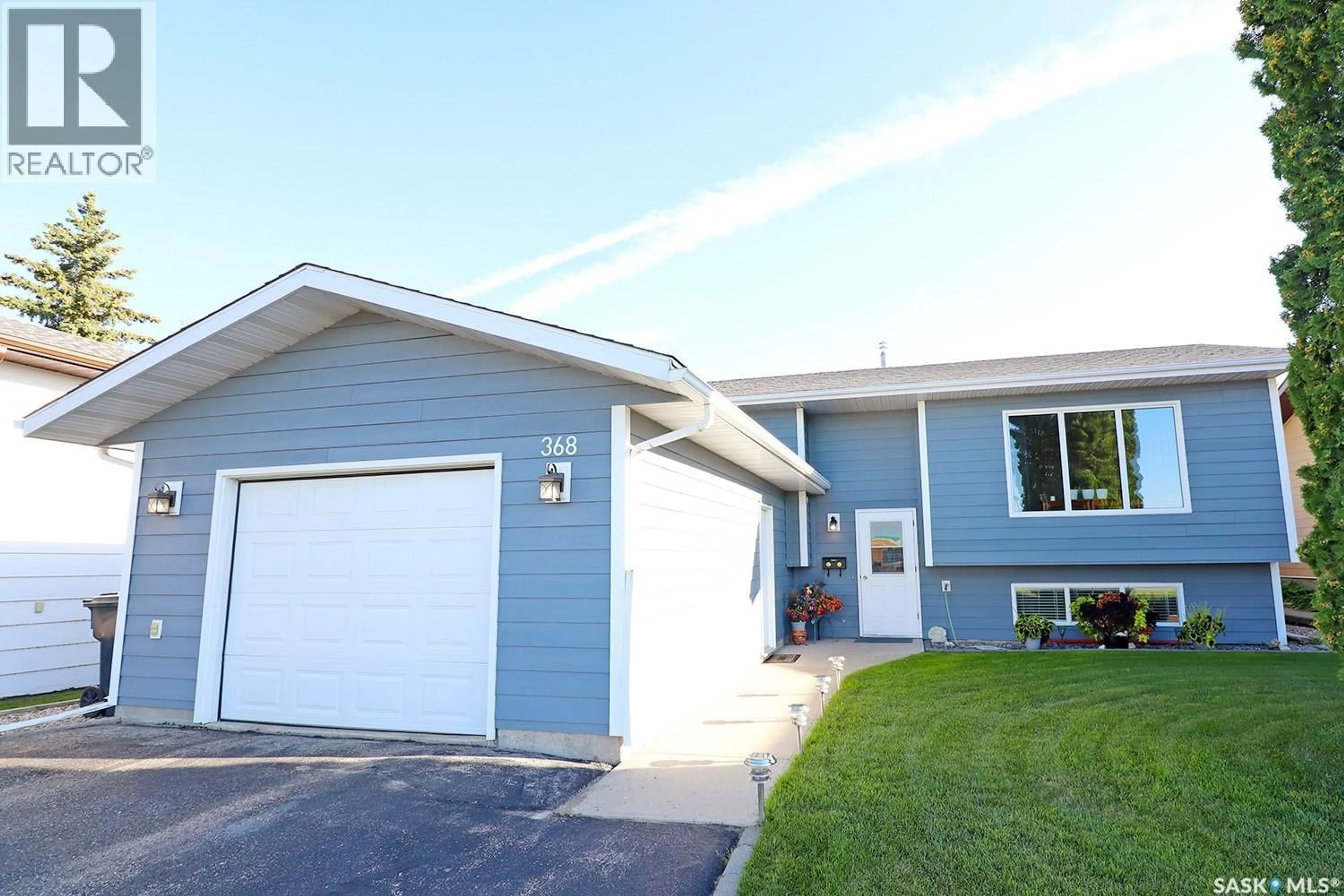 Home with vinyl exterior material, street for 368 DARLINGTON STREET, Yorkton Saskatchewan S3N3V7