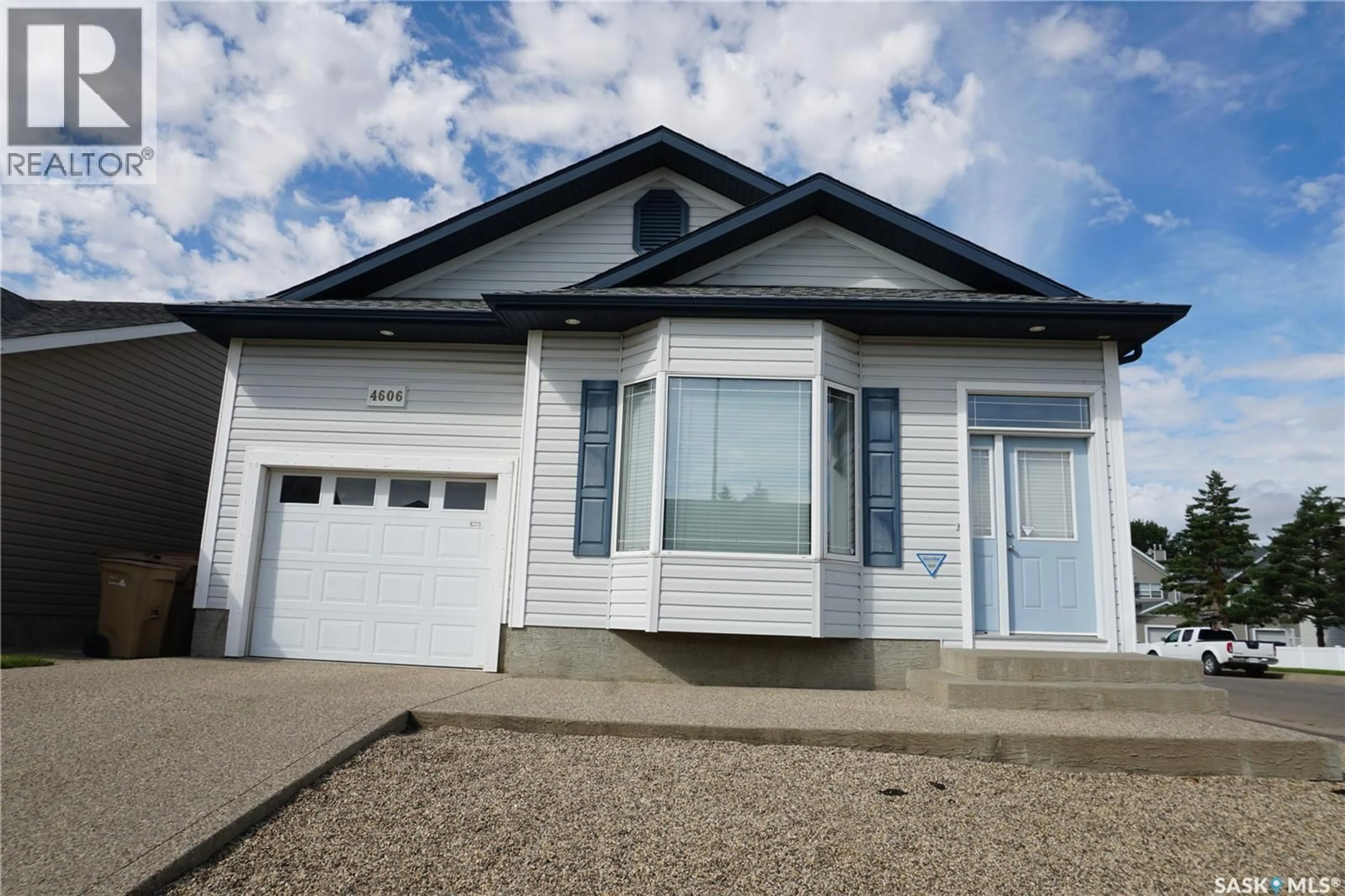 Home with vinyl exterior material, street for 4606 JUNIPER DRIVE, Regina Saskatchewan S4X4R6