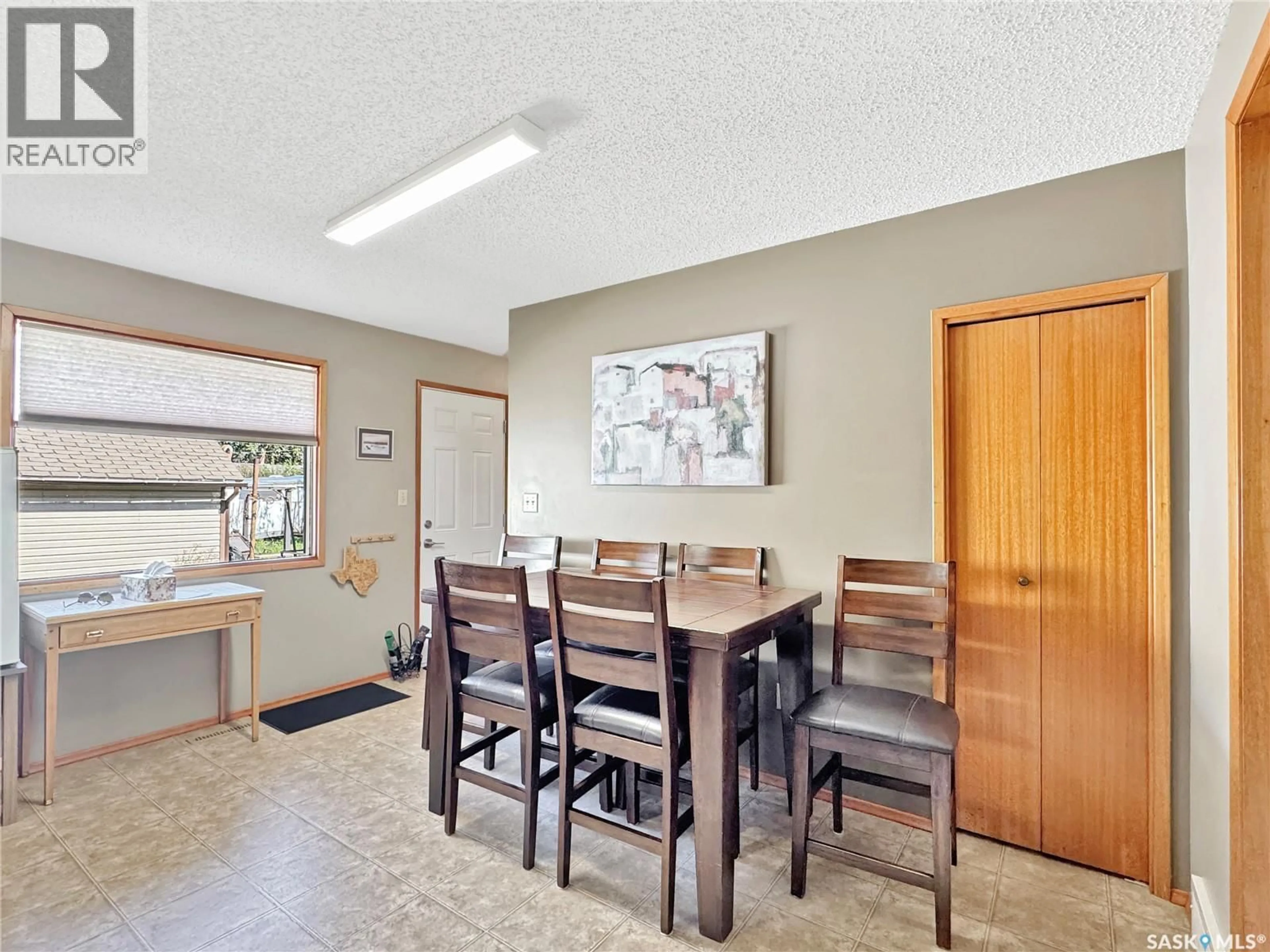 Dining room, unknown for 316 2 STREET E, Wilkie Saskatchewan S0K4W0