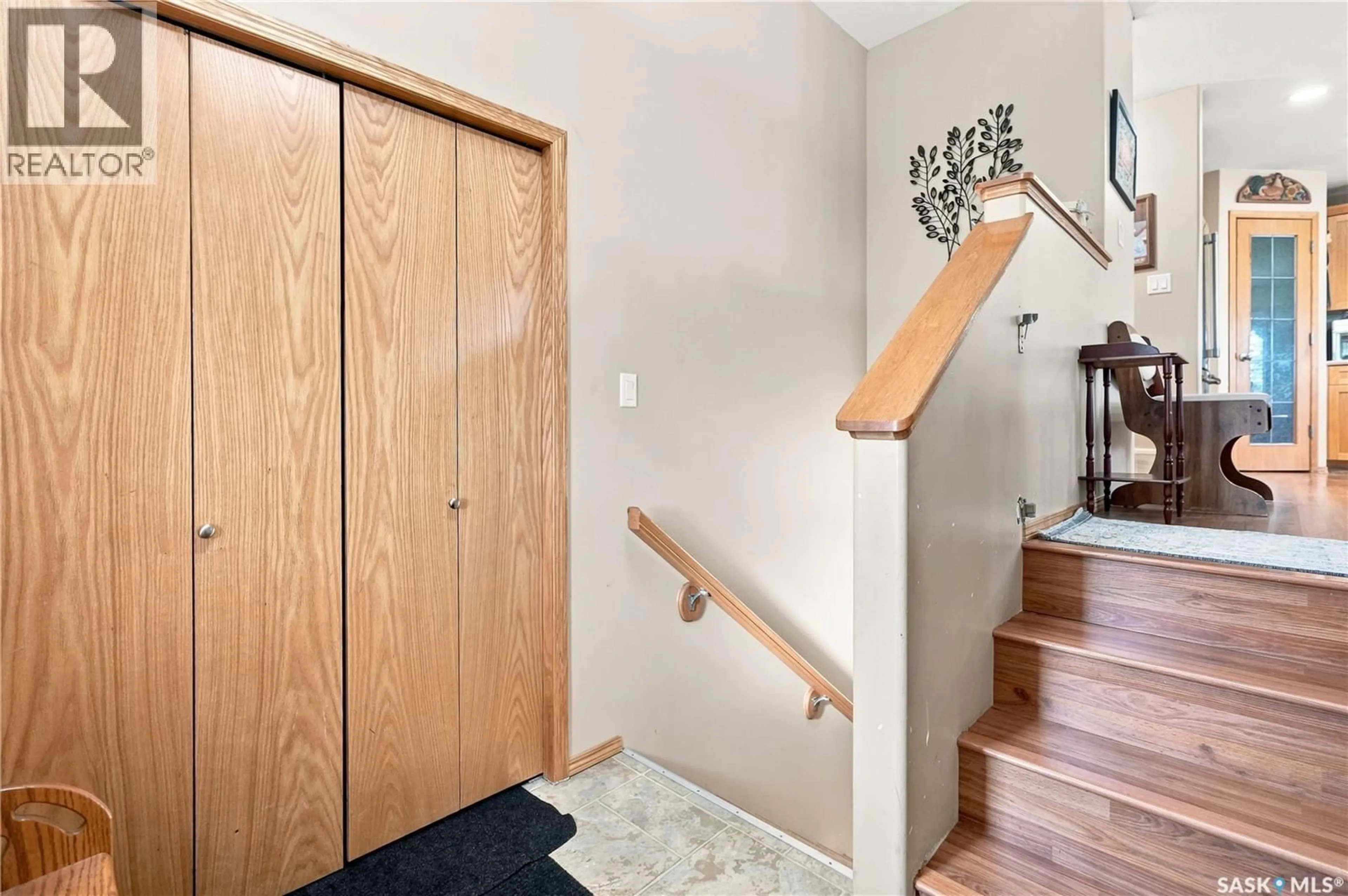 Indoor entryway for 4920 DEWDNEY AVENUE, Regina Saskatchewan S4T1B8