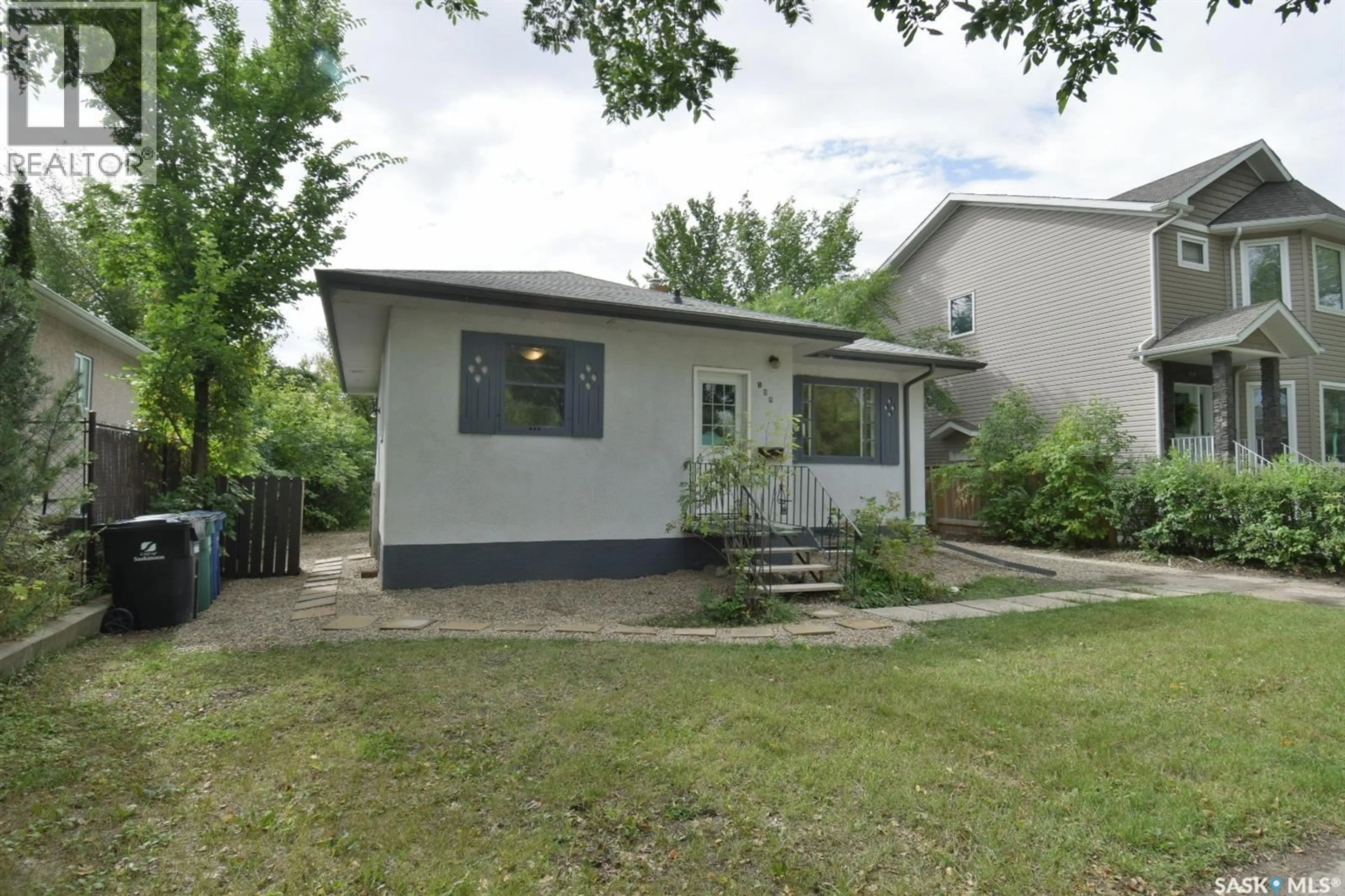Home with vinyl exterior material, street for 109 108TH STREET, Saskatoon Saskatchewan S7N1P3