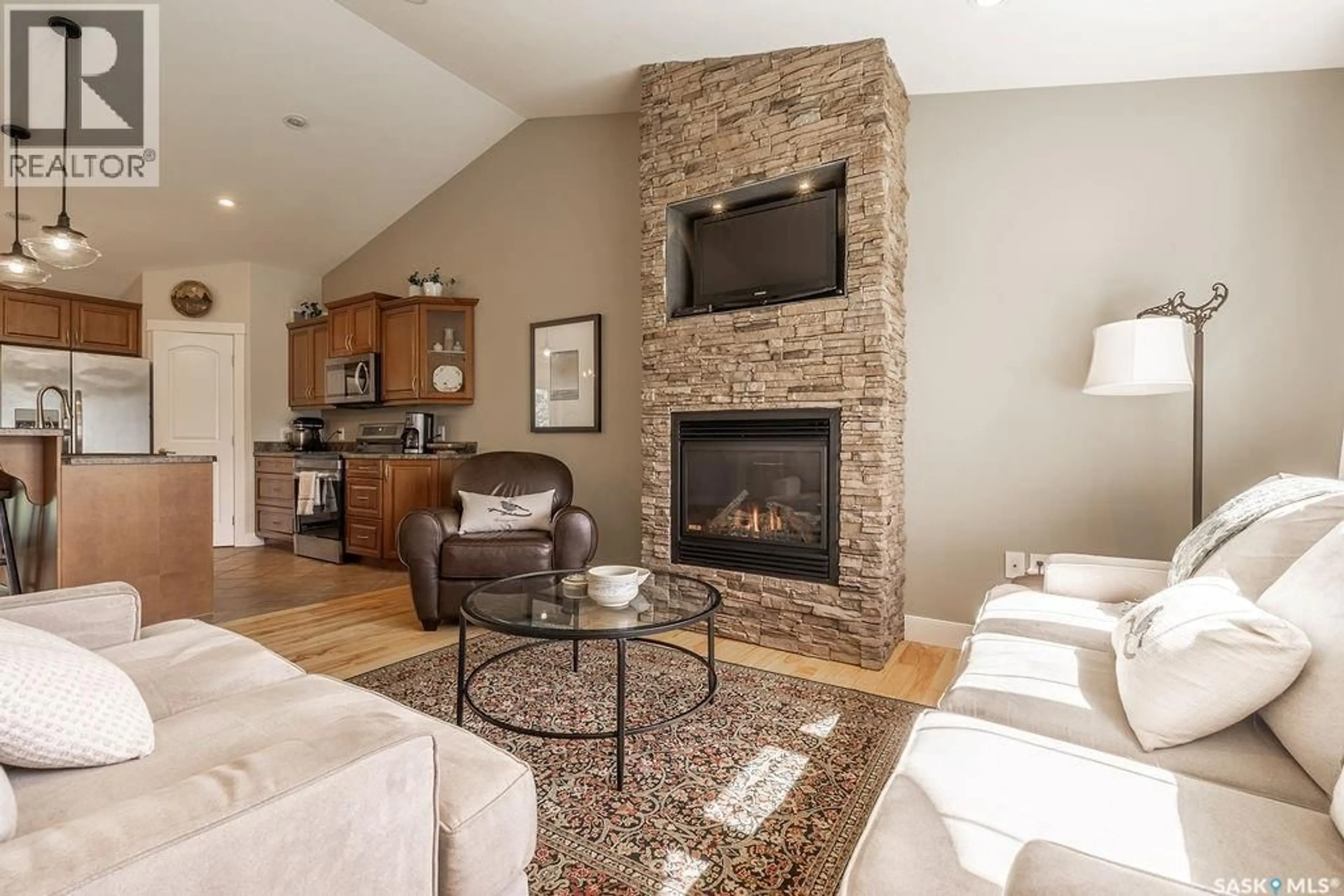 Living room with furniture, unknown for 519 SHEPHERD CRESCENT, Saskatoon Saskatchewan S7N4K5