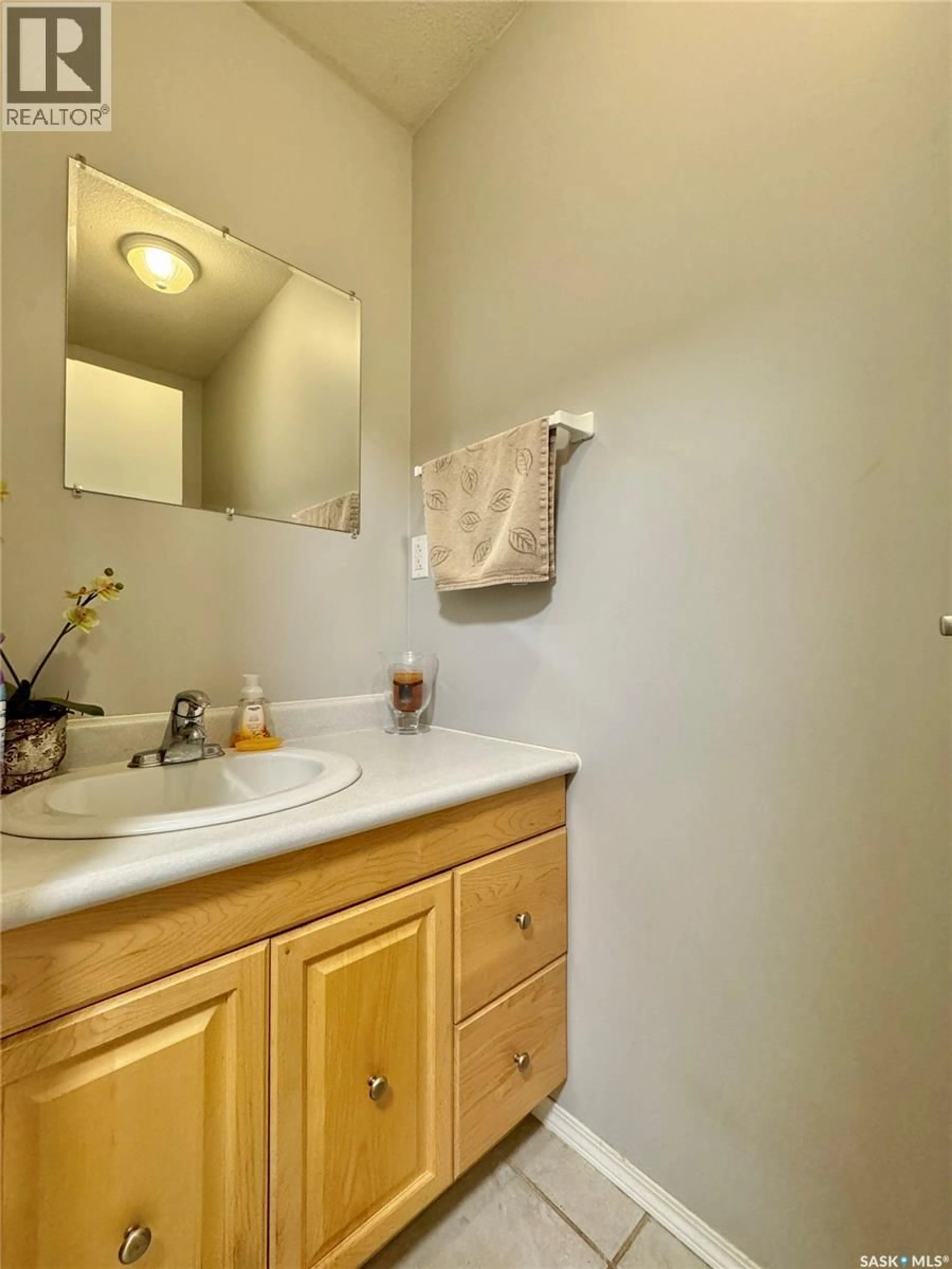 Standard bathroom, unknown for 1 MAIN STREET, Wallace Rm No. 243 Saskatchewan S3N3L2