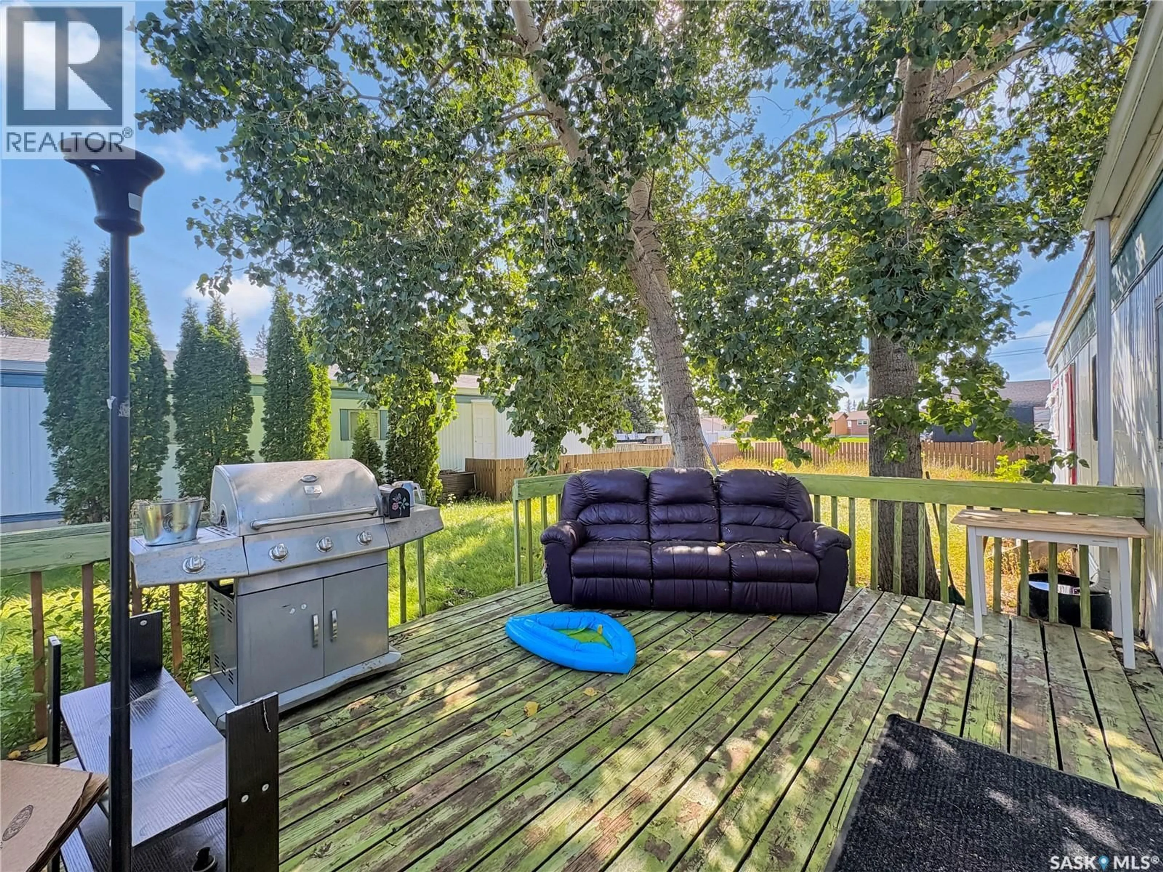 Patio, forest/trees view for 431 32ND STREET, Battleford Saskatchewan S0M0E0